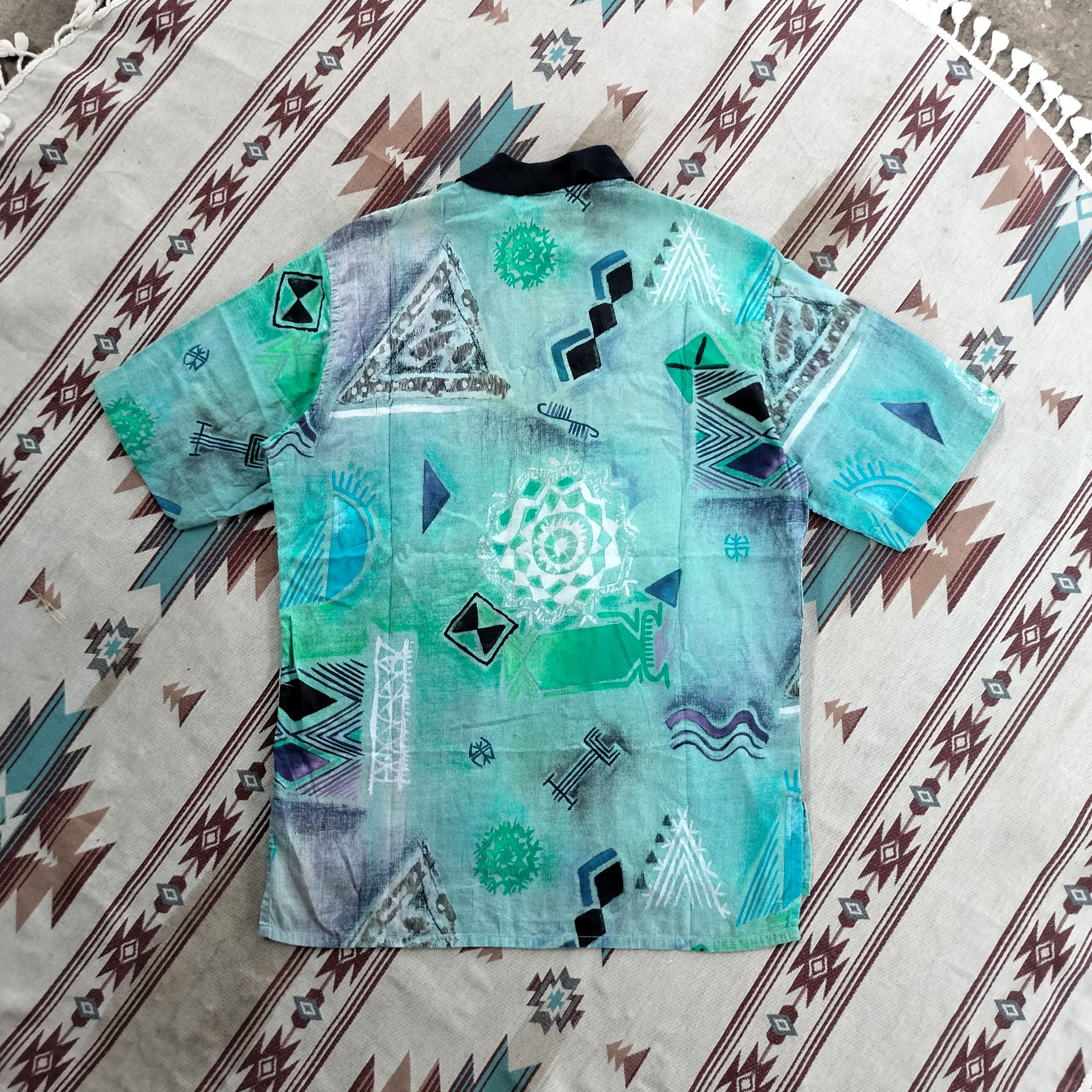 Givenchy Vtg Givenchy pattern polo ss shirt Size US S / EU 44-46 / 1 - 2 Thumbnail