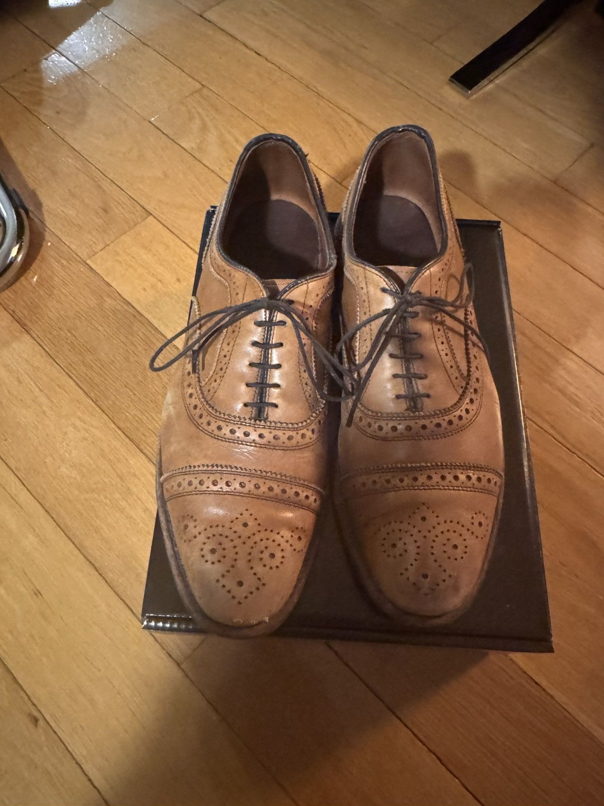 Allen Edmonds Allen Edmonds Strand Cap-Toe Oxford Size US 8.5 / EU 41-42 - 1 Thumbnail