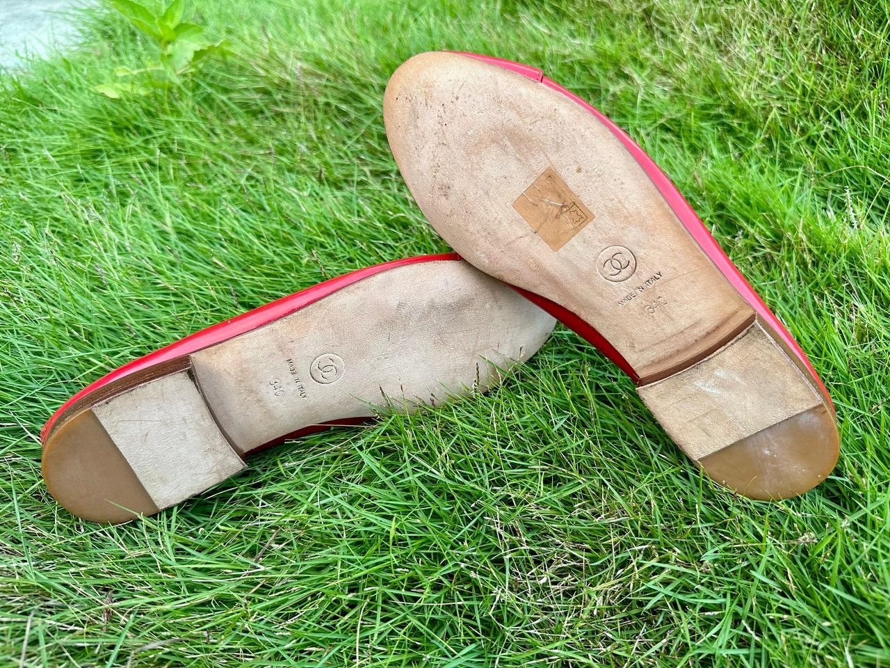 Chanel Authentic Chanel Patent Calfskin Leather Ballet Flats Size US 4 / IT 34 - 2 Thumbnail