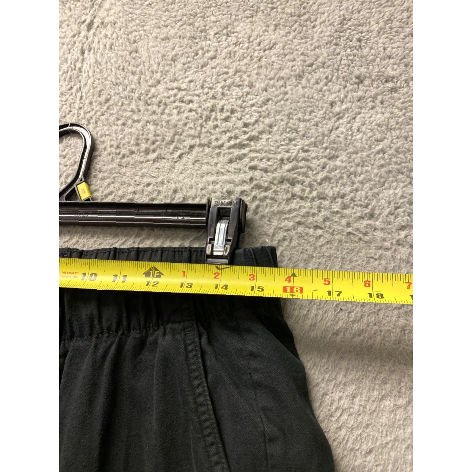 Gap Gap Pants Women Size M Black Cargo Elastic Waist / 129-37 Size 32" / US 10 / IT 46 - 3 Thumbnail