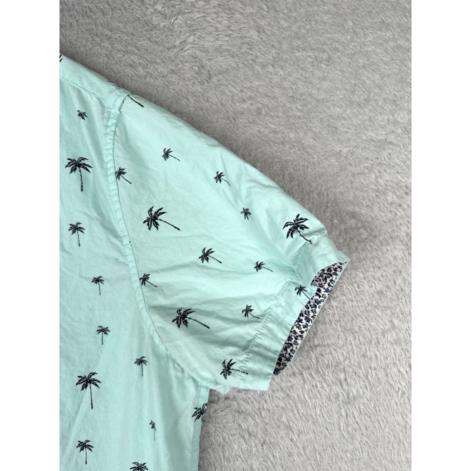 Vintage Denim & Flower Men’s Hawaiian Shirt XL Blue Floral All Over Print Short Sleeve Cotton Summer Casual Size US XL / EU 56 / 4 - 2 Thumbnail