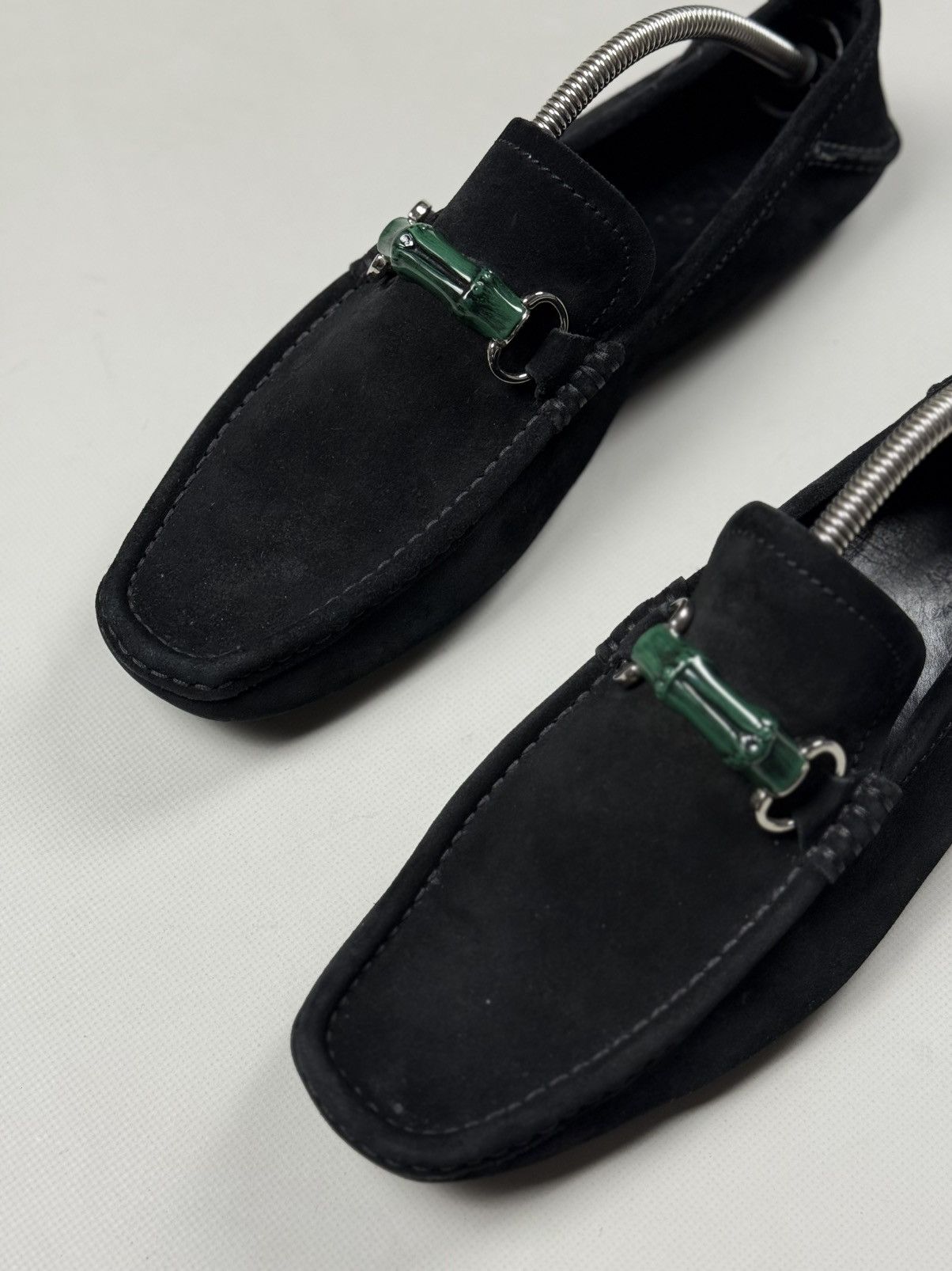 Gucci Gucci Bamboo Horsebit Suede Classic Formal Loafers Shoes Size US 8.5 / EU 41-42 - 12 Thumbnail