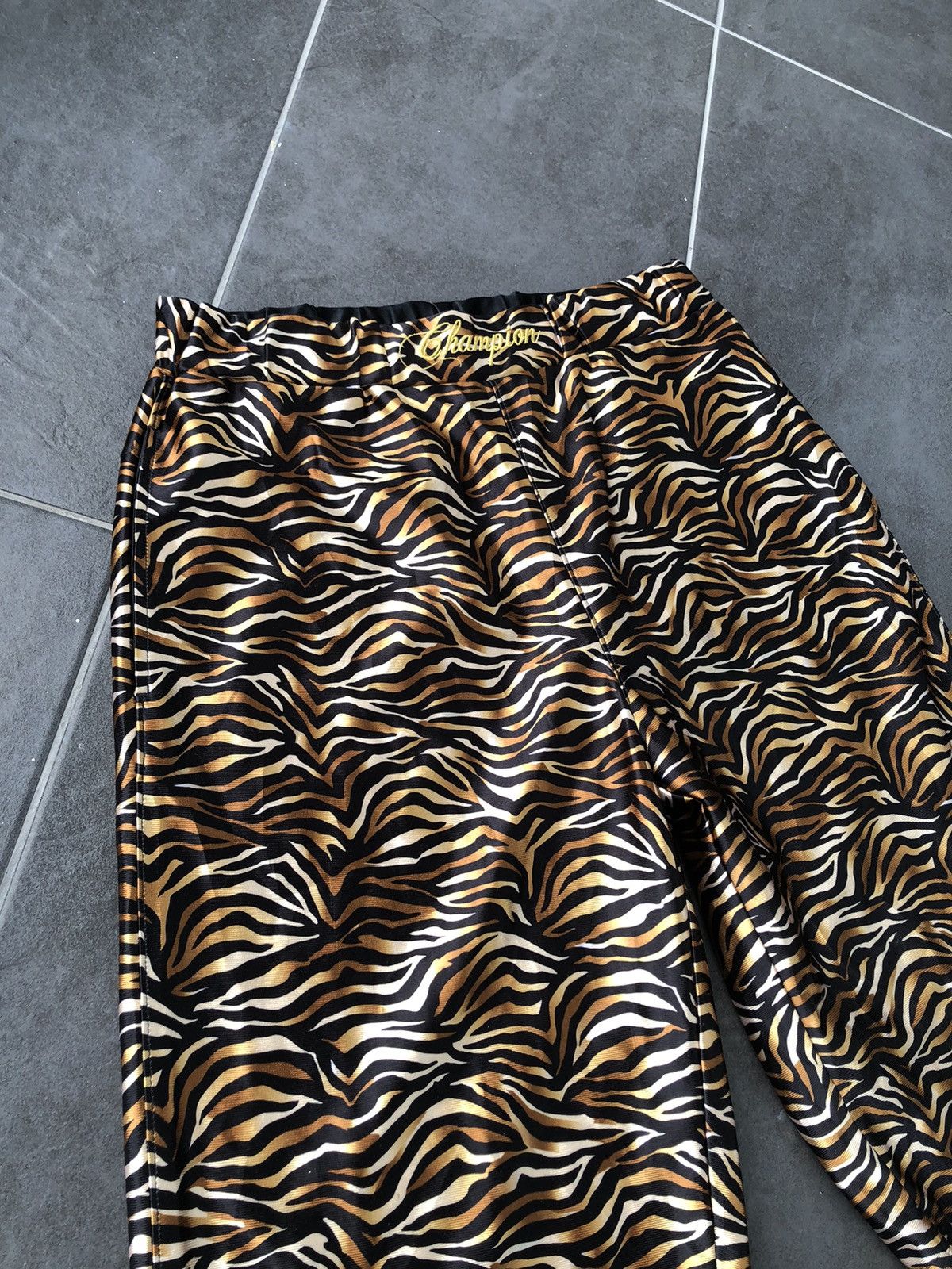 Champion CHAMPION SHORTS Size US 35 - 3 Thumbnail