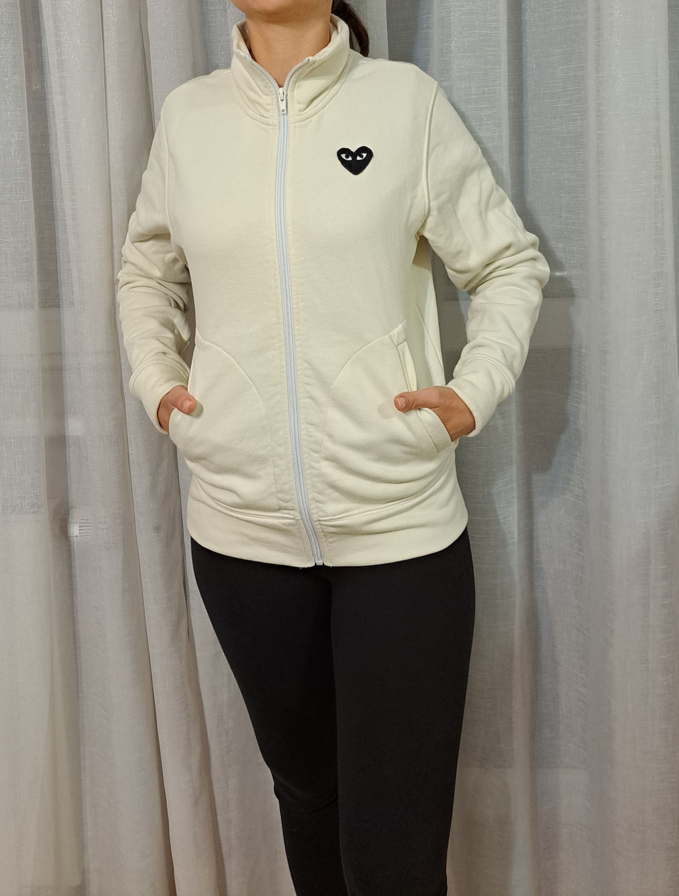 Comme des Garcons PLAY Women's Play Comme des Garcons full zip sweatshirt S ecru Size S / US 4 / IT 40 - 2 Thumbnail