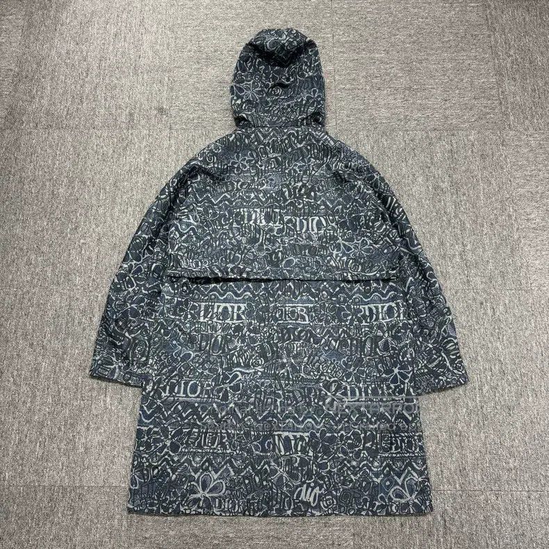 Dior Dior Co-branded hand-embroidered coat Size US M / EU 48-50 / 2 - 5 Thumbnail