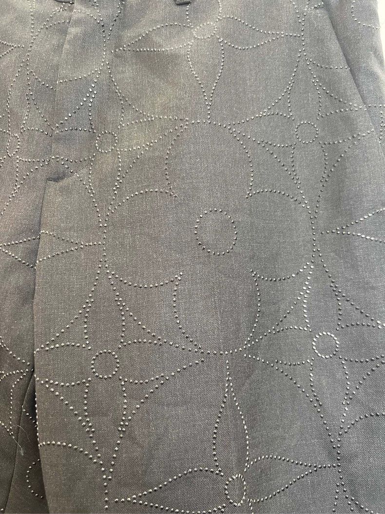 Louis Vuitton Louis Vuitton Rhinestone presbyopic trousers Size US 38 / EU 54 - 4 Thumbnail