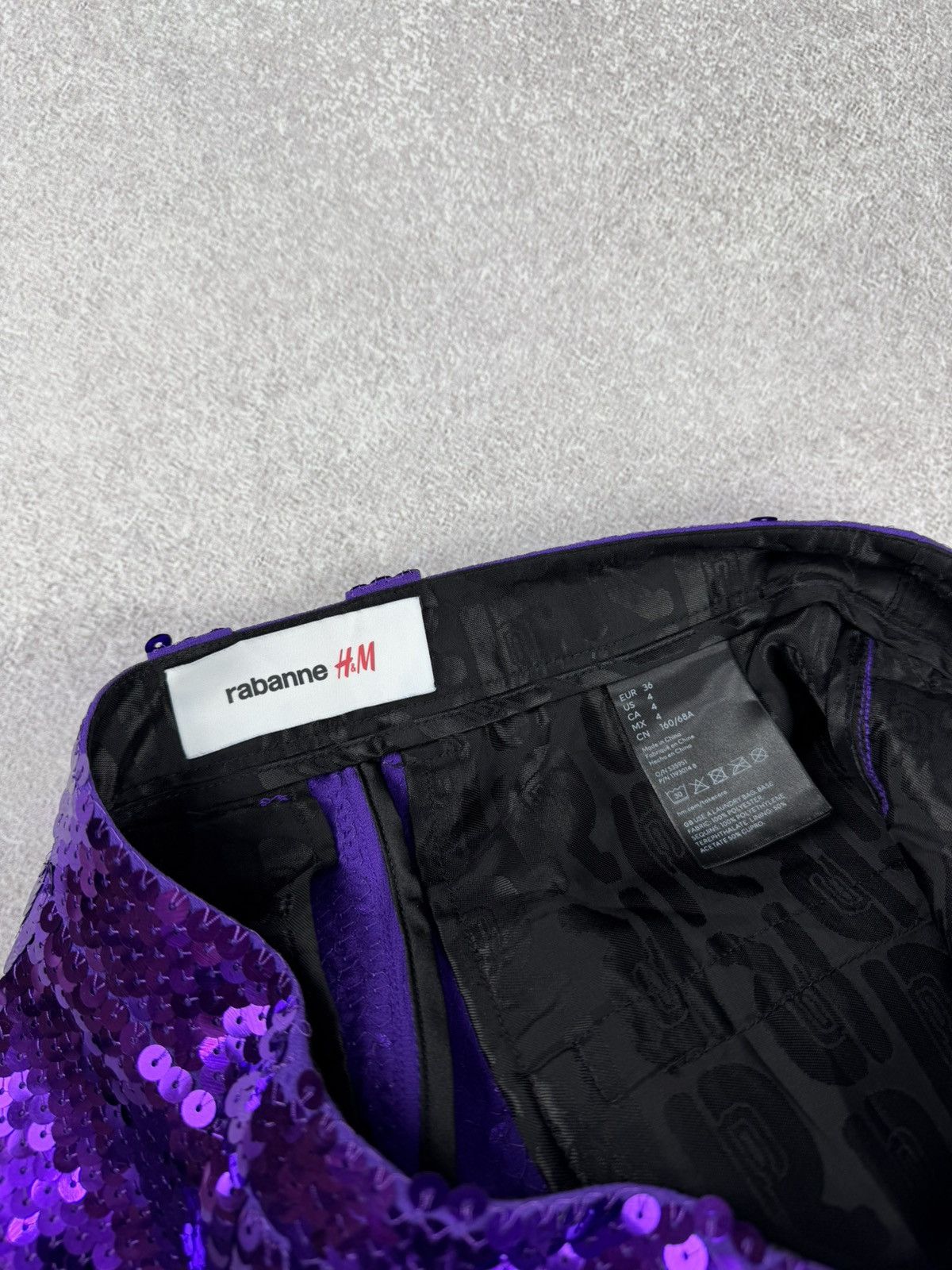 Paco Rabanne Paco Rabbane H&M Purple Sequin Suit Crop Top and Pants S Size S / US 4 / IT 40 - 19 Thumbnail