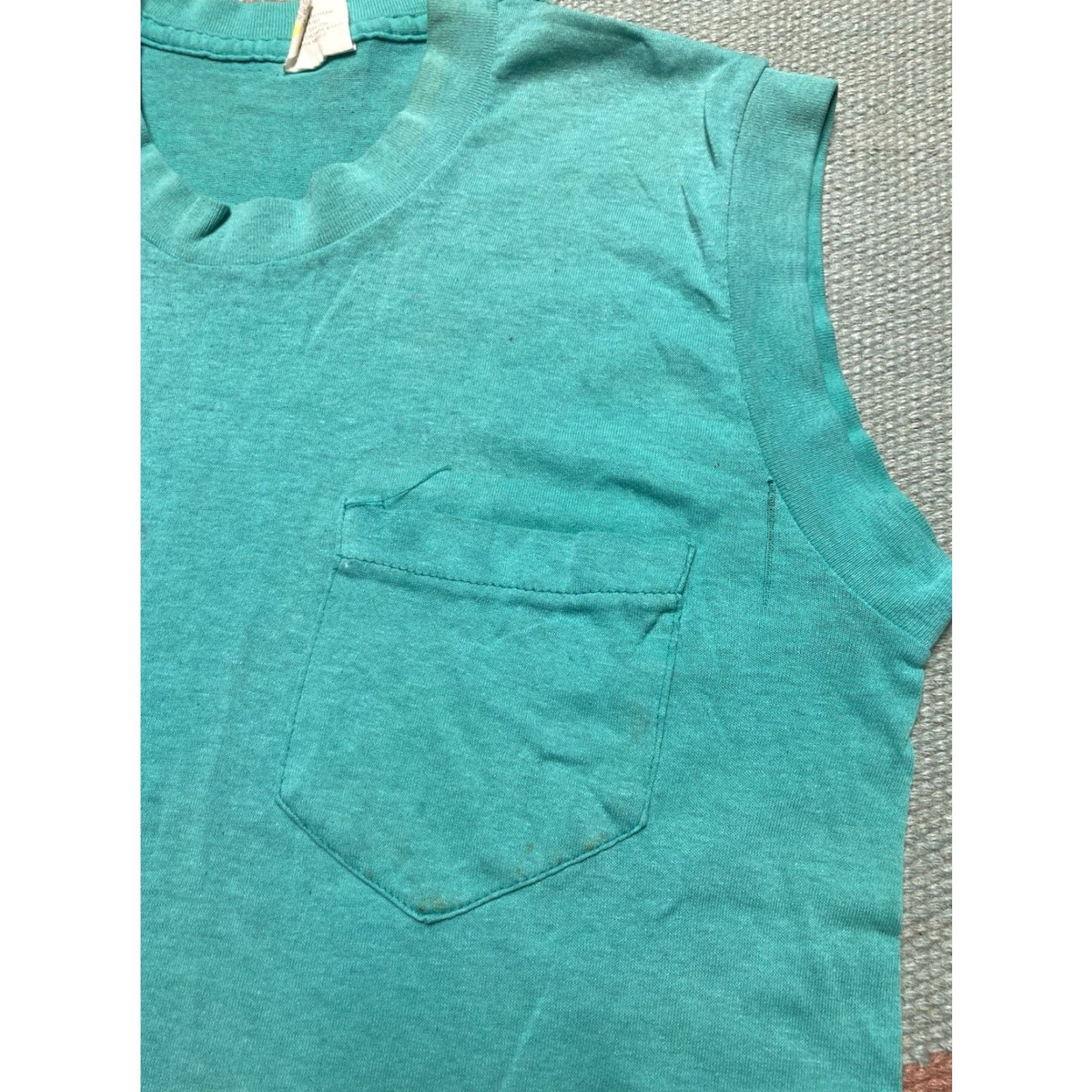 Altea VINTAGE 80s Sleeveless Pocket T Shirt Blue Teal Muscle Stained Medium M & M Men Shirts Size US M / EU 48-50 / 2 - 7 Thumbnail