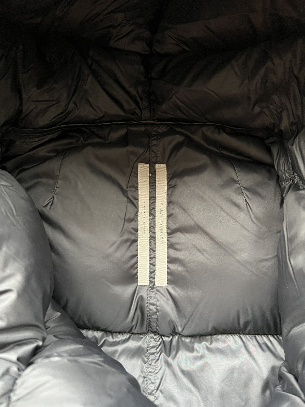 Rick Owens Rick Owens Owens FW2018 down vest Size US M / EU 48-50 / 2 - 3 Thumbnail