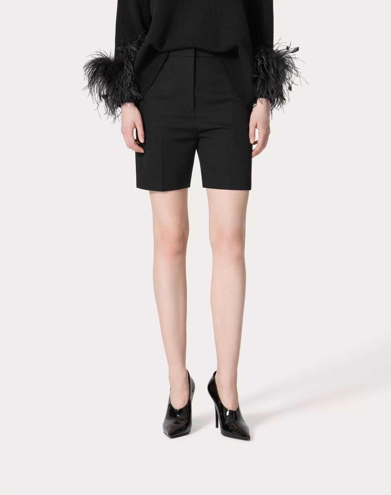 Valentino o1s22i1n0924 Grisaille Bermuda Shorts in Black Size 28" / US 6 / IT 42 - 3 Thumbnail