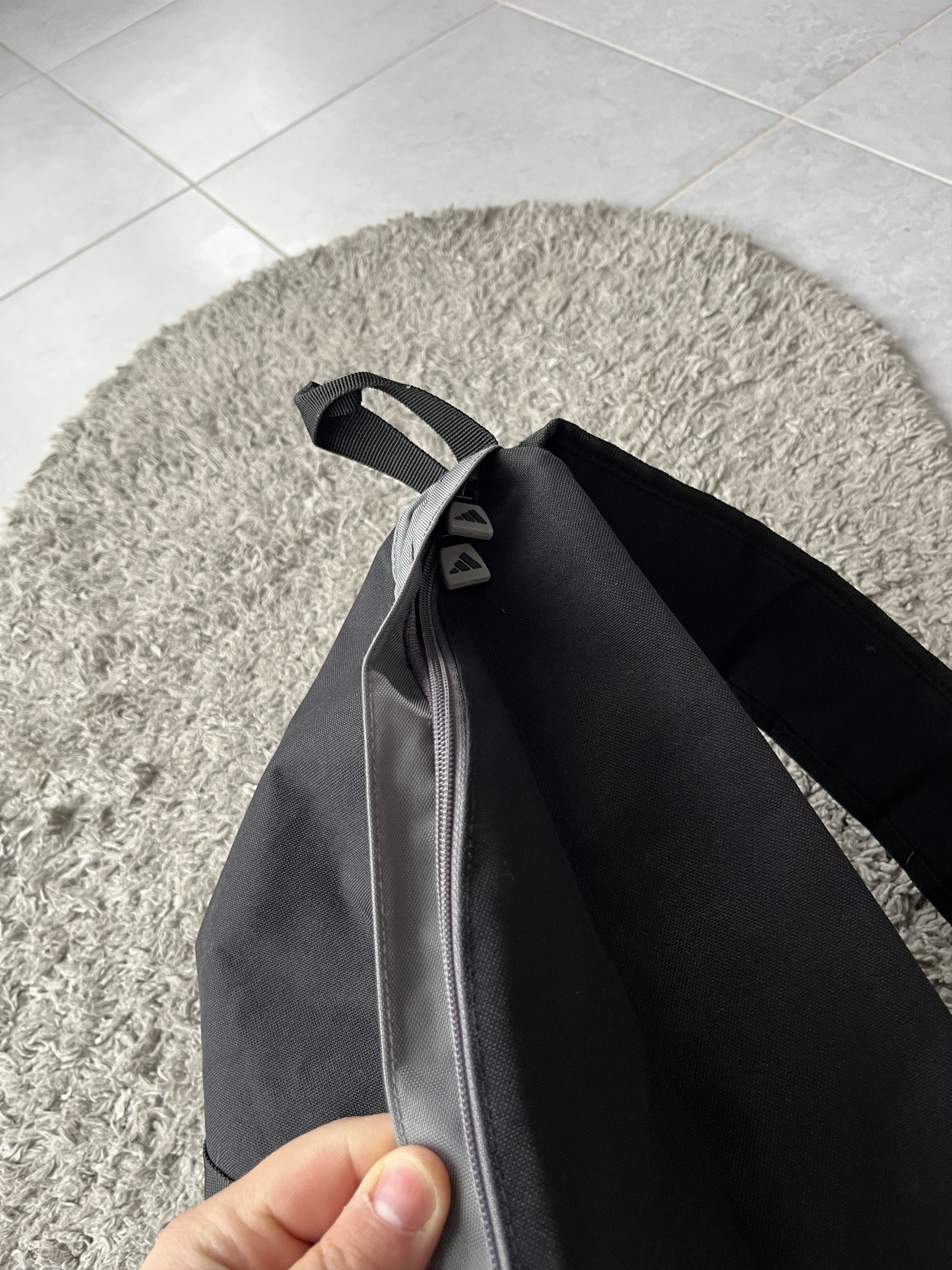 Adidas Vintage Slim Bag Adidas Y2K Style Streetwear Size ONE SIZE - 2 Thumbnail