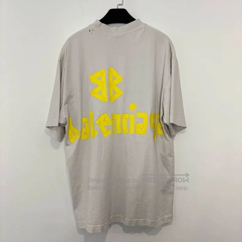 Balenciaga Balenciaga White Distressed Logo T-shirt. Size US XS / EU 42 / 0 - 2 Thumbnail