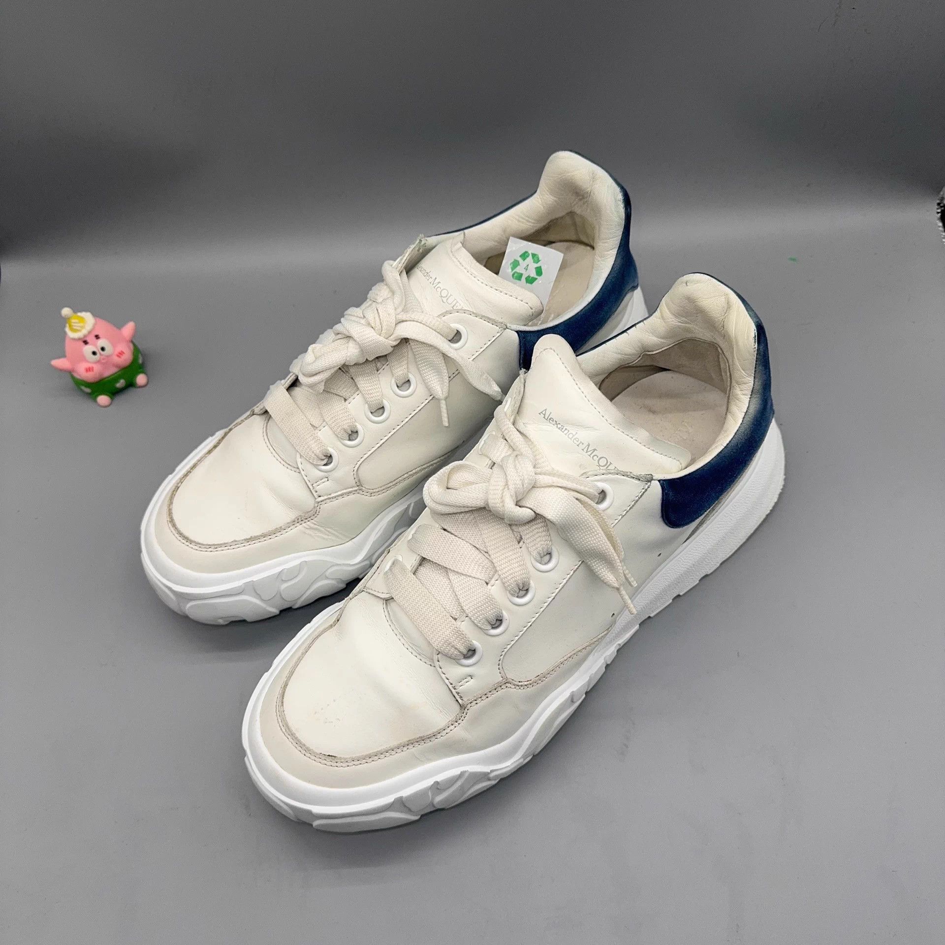 Alexander McQueen Alexander McQueen white blue toe 41 trainers Size US 8 / EU 41 - 1 Thumbnail