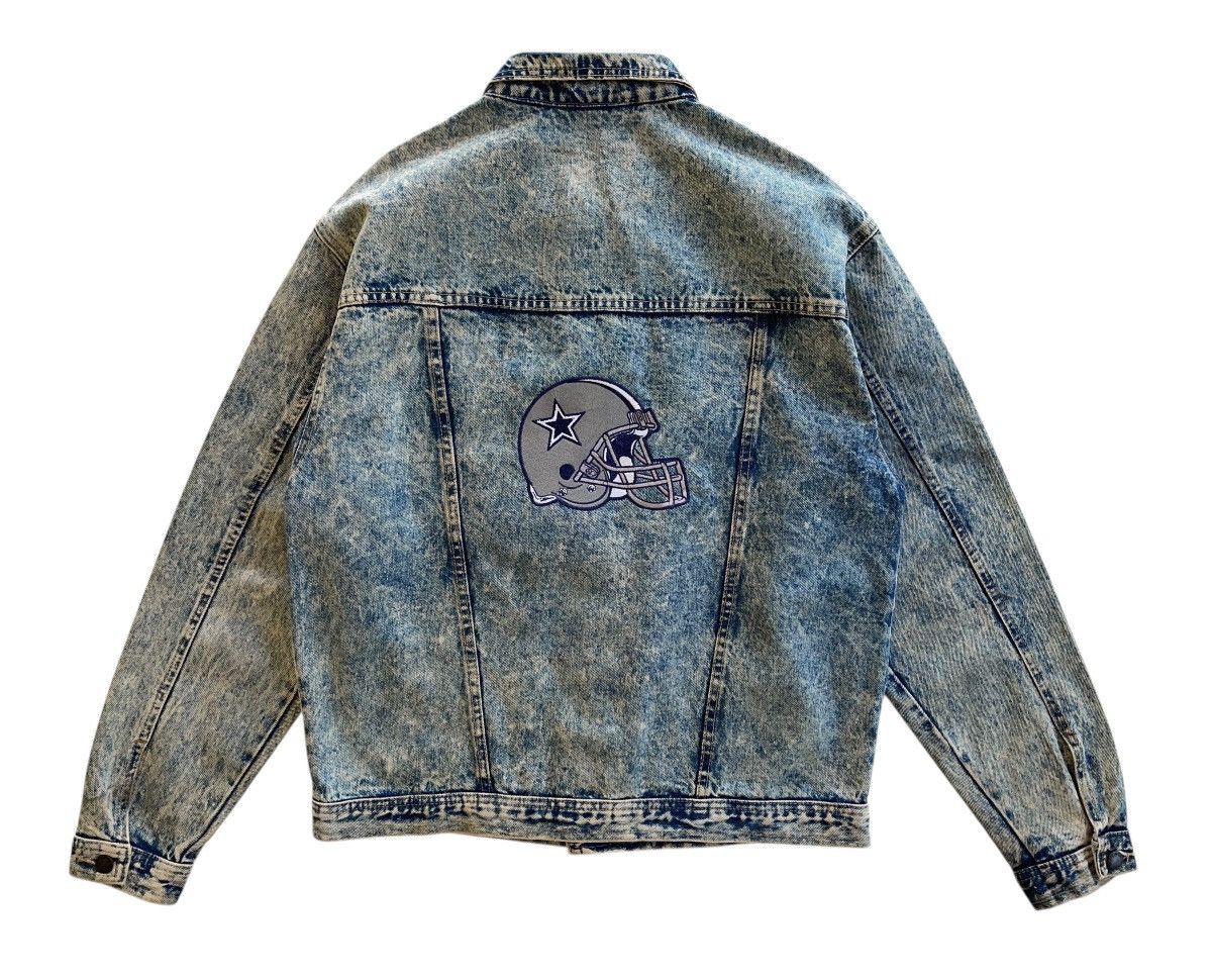 Vintage Vintage Dallas Cowboys Dusted Denim Acid Wash Jacket Size US L / EU 52-54 / 3 - 4 Thumbnail