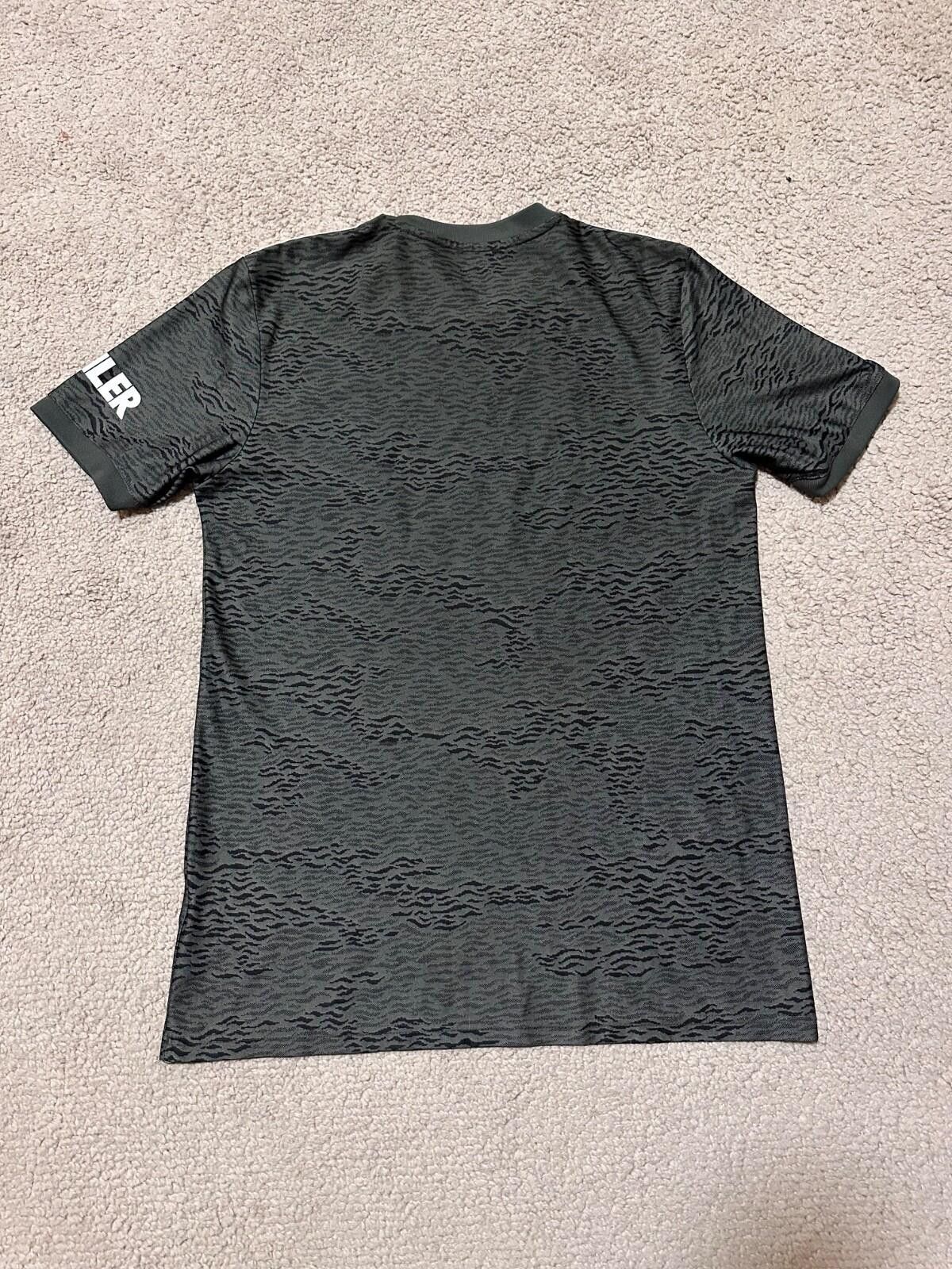 Adidas ADIDAS Manchester United 2020/2021 Away Football Jersey sz M Size US M / EU 48-50 / 2 - 7 Thumbnail