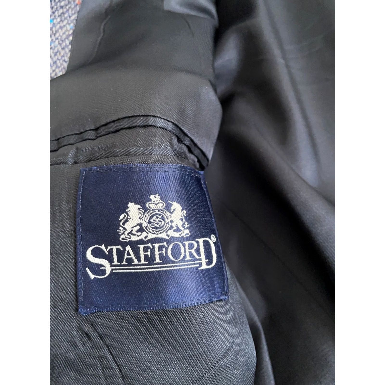 Stafford VINTAGE Stafford Blazer Single-Breasted Gray Wool Tweed 2-Button Elbow Patches 44 Regular Mens Size 44R - 3 Thumbnail