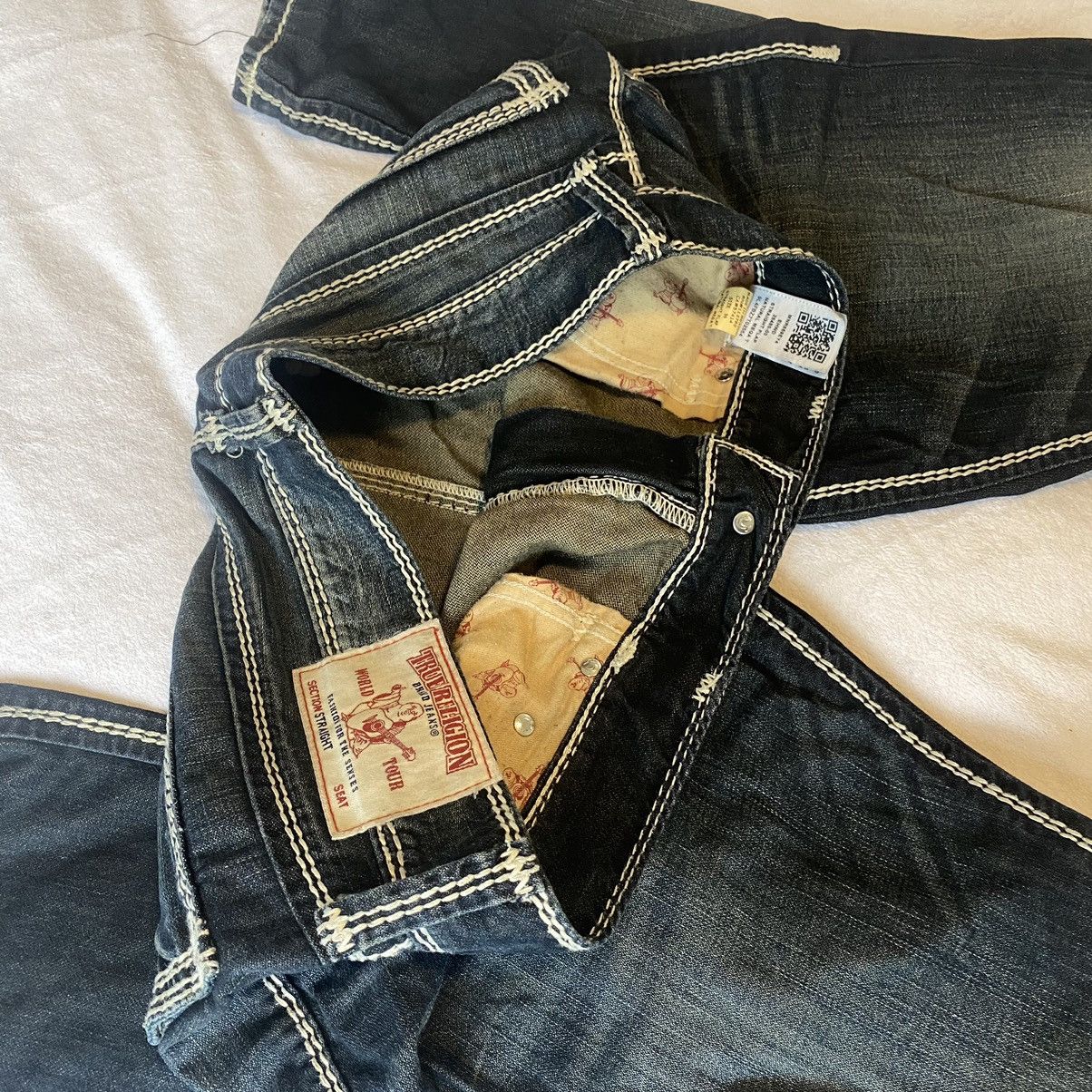 True Religion Straight Mega-T stitch revolver draw jeans Size US 36 / EU 52 - 5 Thumbnail