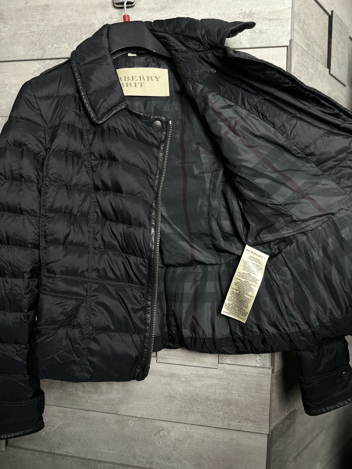 Burberry Burberry Brit Cropped Bomber Jacket Size L / US 10 / IT 46 - 3 Thumbnail