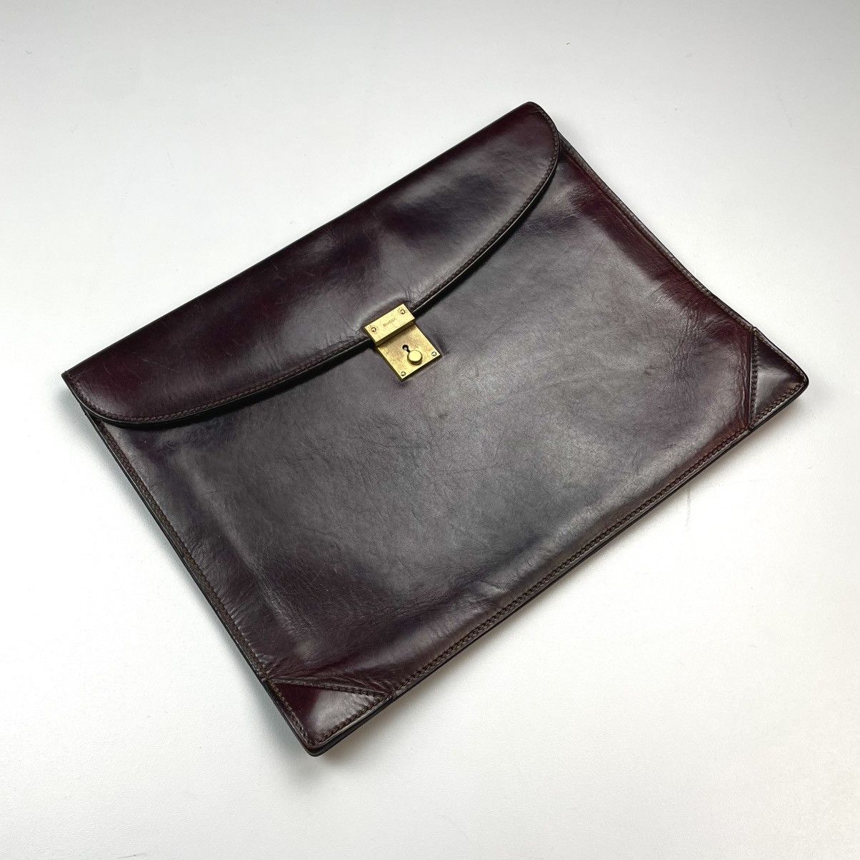 Gucci Vintage Gucci envelope Portfolio leather with gold hardware Size ONE SIZE - 2 Thumbnail