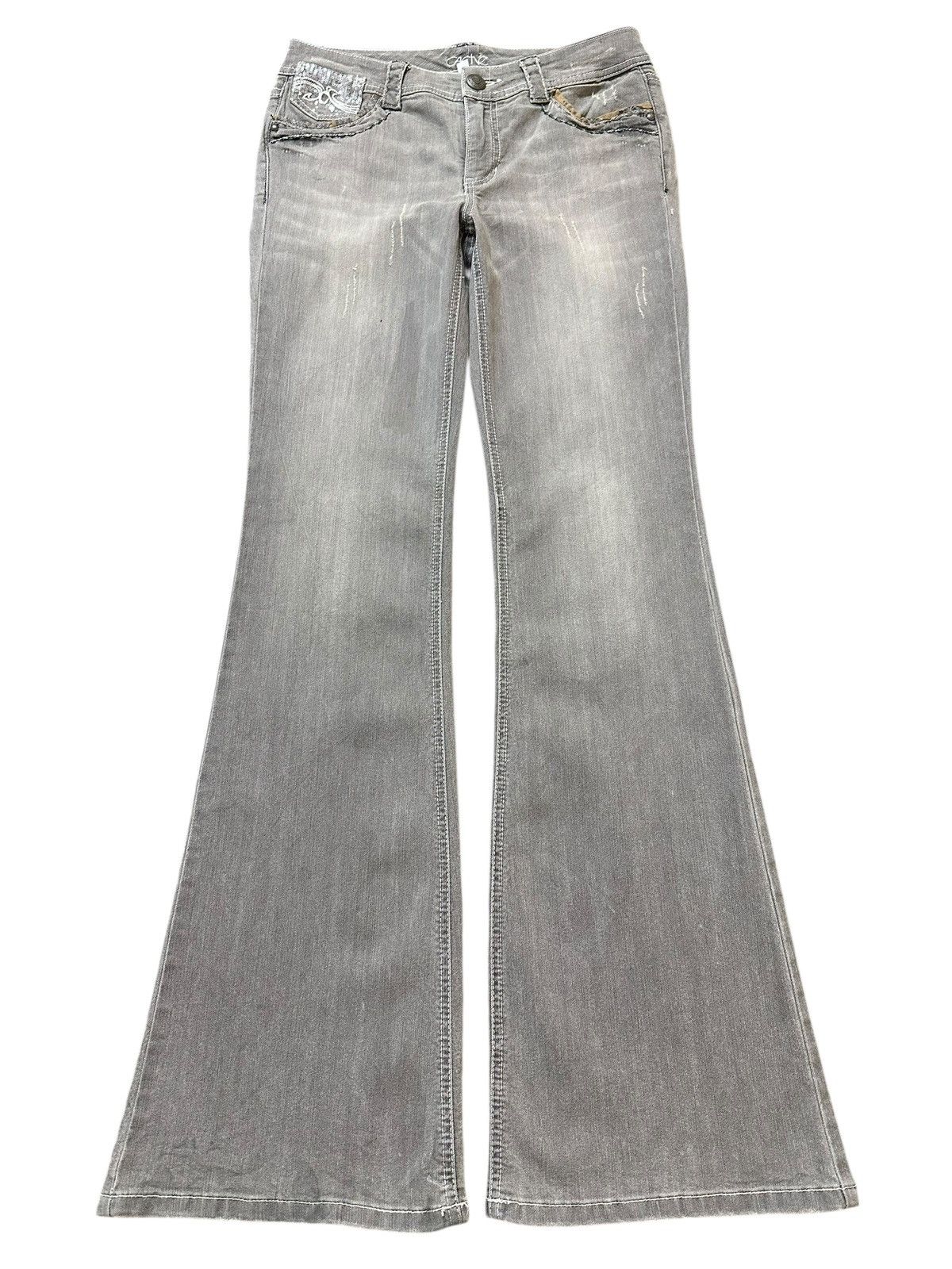 Japanese Brand Vintage Japanese Brand Light Faded Wash Style Flared Jeans Size US 30 / EU 46 - 1 Thumbnail