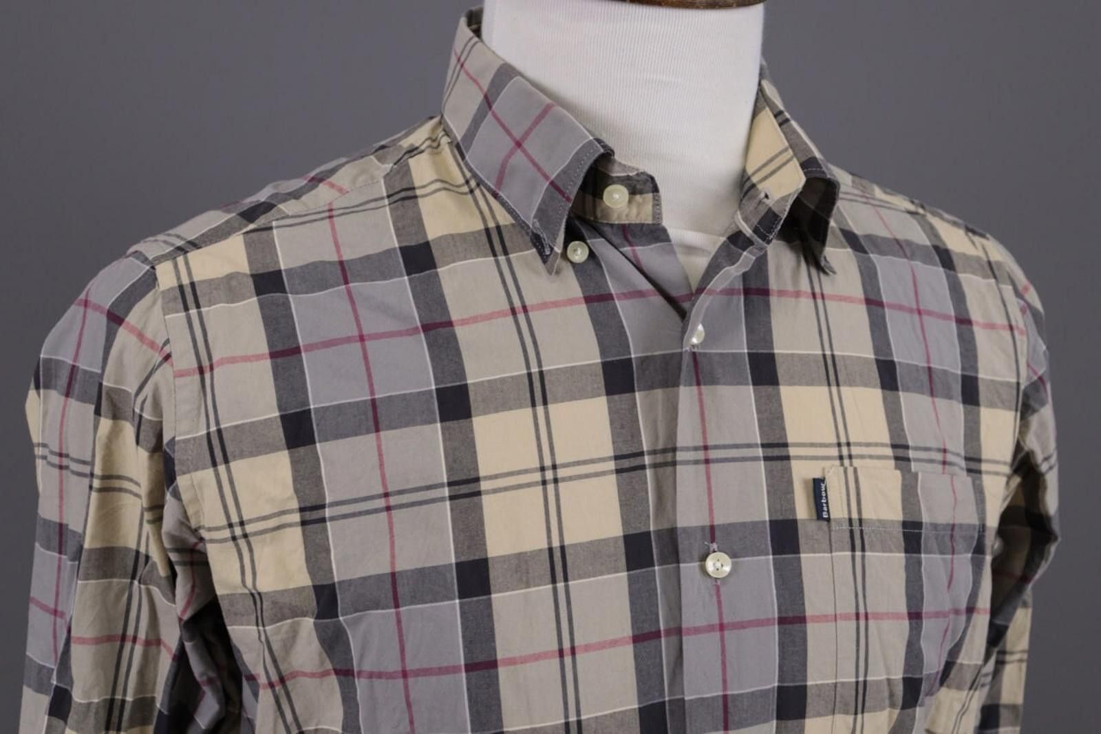 Barbour Barbour Herbert Tailored Fit Tartan Button Down Shirt Size M Size US L / EU 52-54 / 3 - 7 Thumbnail