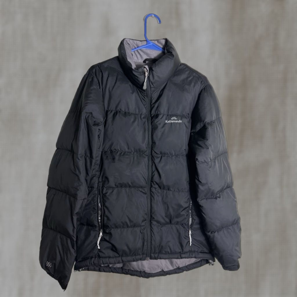 Kathmandu Kathmandu Womens XS Black Fullzip Duckdown550 Puffer Jacket Packable Light Jacket Size XS / US 0-2 / IT 36-38 - 1 Thumbnail