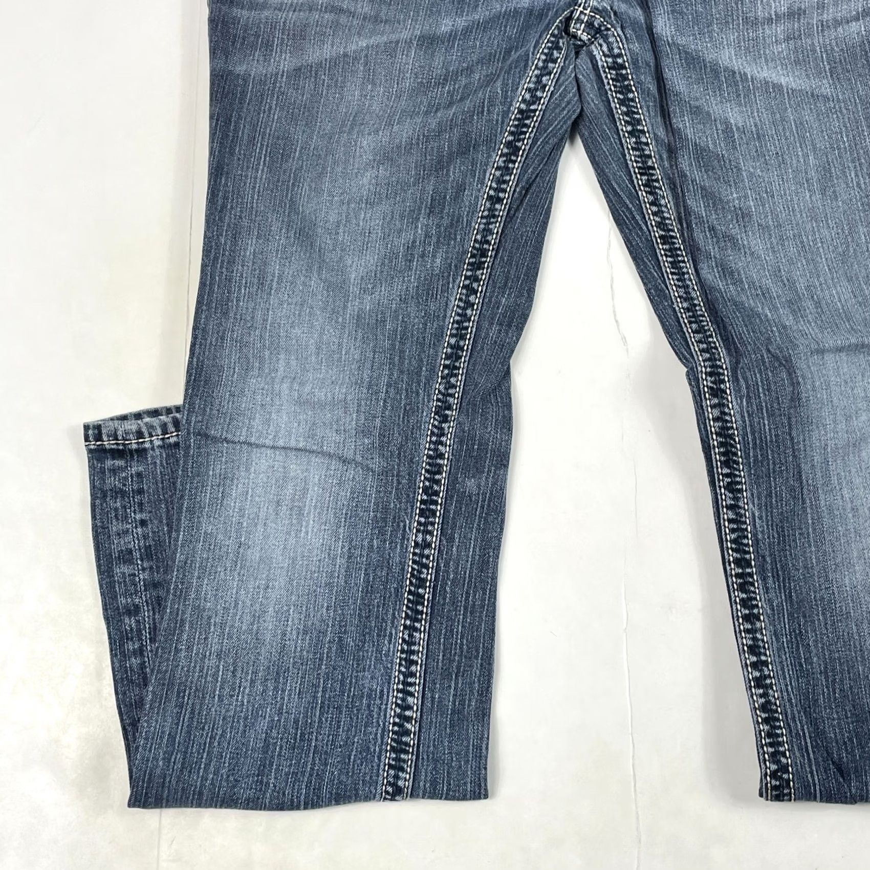 Vintage Buckle BKE Jeans Mens 31x31 Blue Carter Bootcut Medium Wash Embroidered Denim Size US 31 - 5 Thumbnail