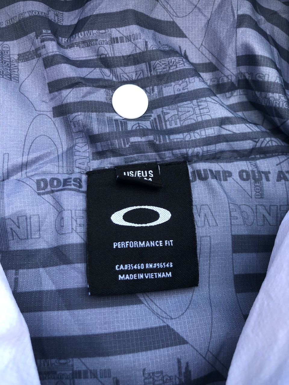 Oakley Oakley Performance Fit Puf Jacket Size US M / EU 48-50 / 2 - 3 Thumbnail
