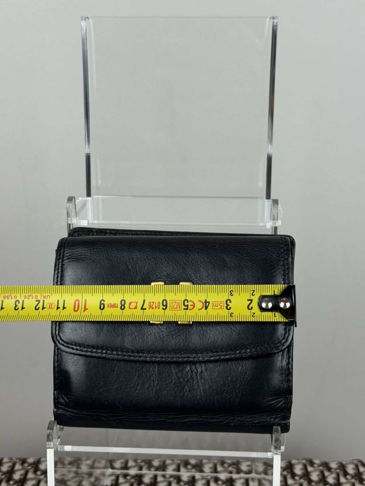 Givenchy Rare leather wallet Givenchy original luxury item Size ONE SIZE - 4 Thumbnail
