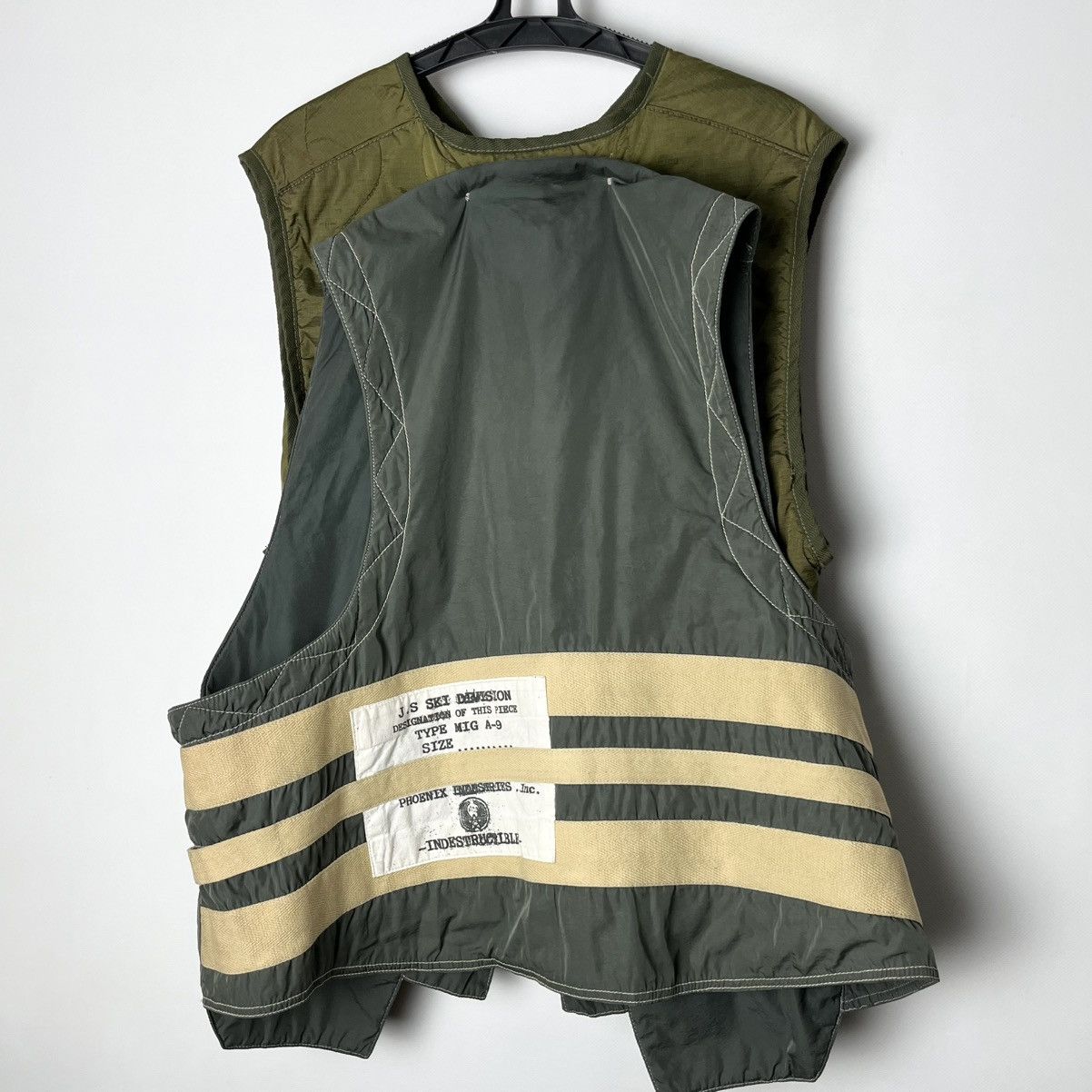 JET SET RARE JETS / JETSET Tactical Utility Vest — TYPE MEG A-9 Size US M / EU 48-50 / 2 - 12 Thumbnail