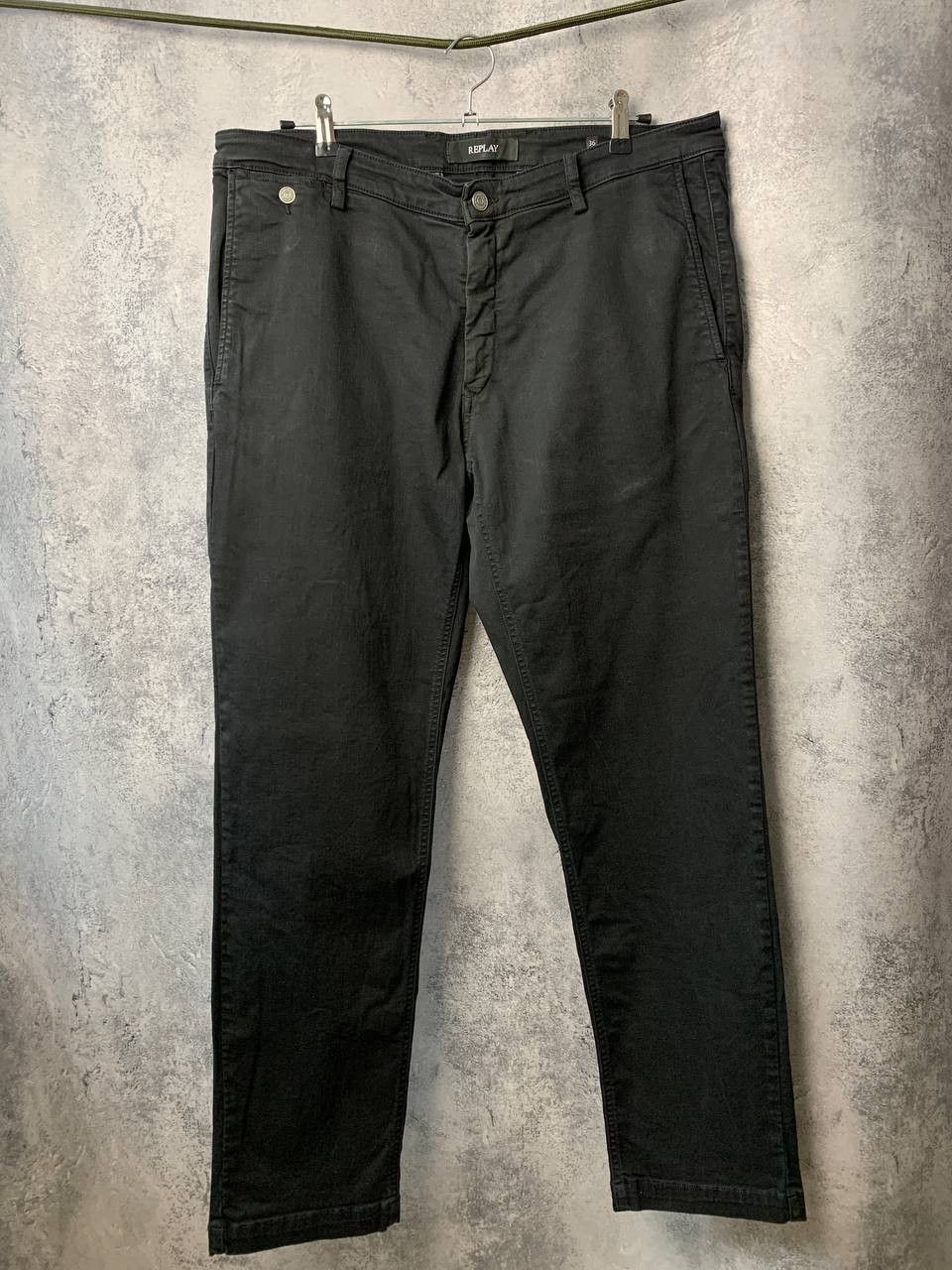 Designer REPLAY MB9722 Jeans Pants Denim Straight Fit Black Size US 36 / EU 52 - 1 Thumbnail