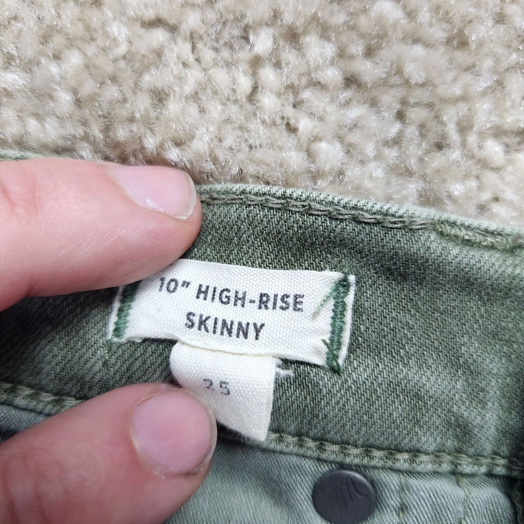 Madewell Madewell Jeans Skinny 25 29in Green Button Fly Button Front 5-Pocket Denim City College Womens Regular Size 25 Modern Vintage No Size 42" / US 20 - 4 Thumbnail