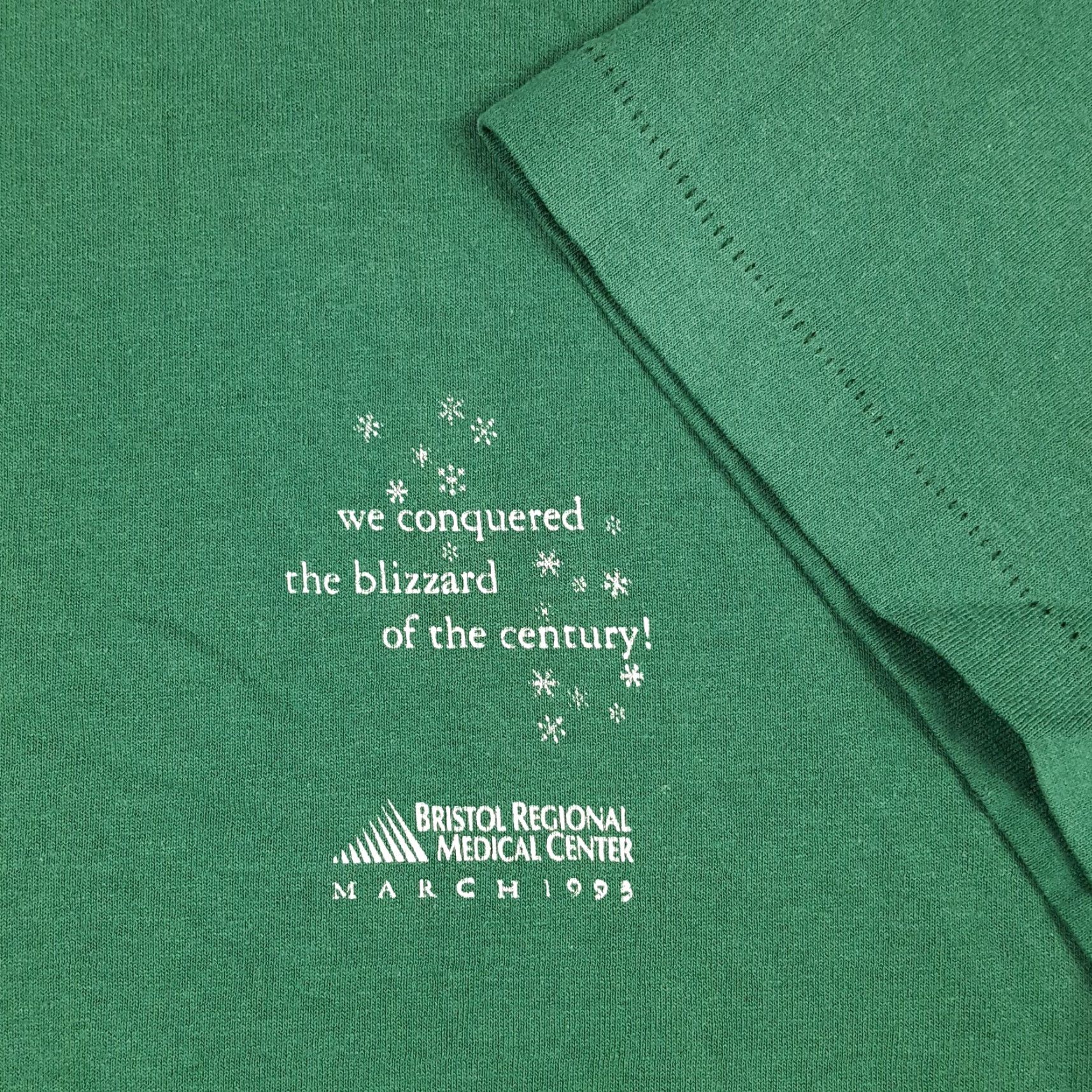 Etro Vintage Blizzard Of The Century 90s Snow Grunge T-Shirt Men's Size Medium Retro Winter Green Cotton Logo Embroidered 11 Size US M / EU 48-50 / 2 - 6 Thumbnail