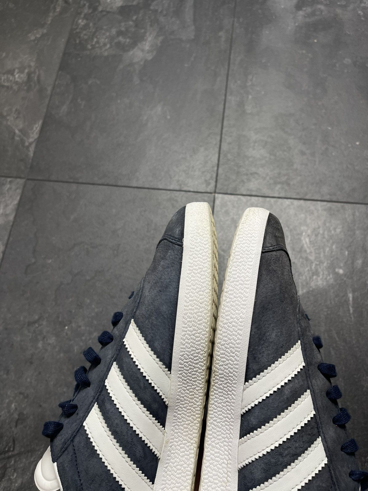 Adidas × Streetwear × Vintage Vintage adidas gazelle rare low top sneakers Size US 10 / EU 43 - 13 Thumbnail