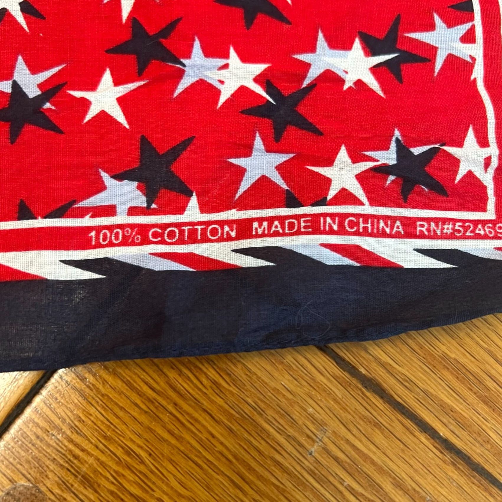 Vintage Vintage Unbrainded Red White Blue 21x21 inch Cotton Square Scarf Classic Autumn Spring Seasonal Womens Size ONE SIZE - 4 Thumbnail