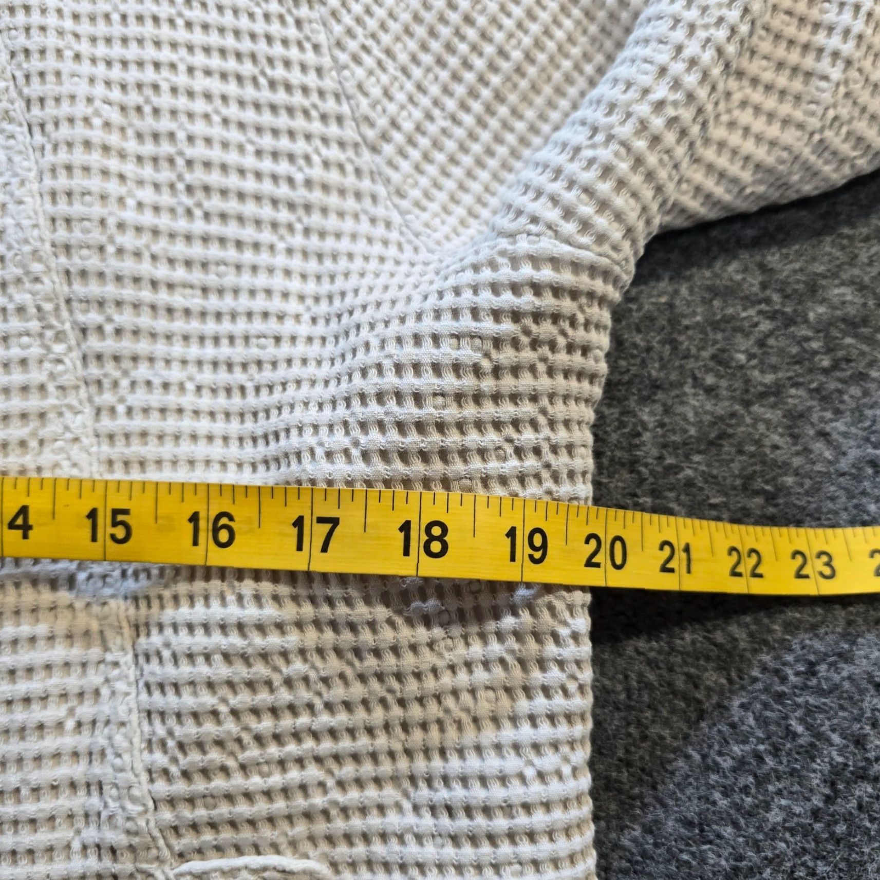 Vintage Focus Top Womens Blouse Medium Beige Button Waffle Knit Texture Pockets Casual Shirt Womens Size M / US 6-8 / IT 42-44 - 6 Thumbnail