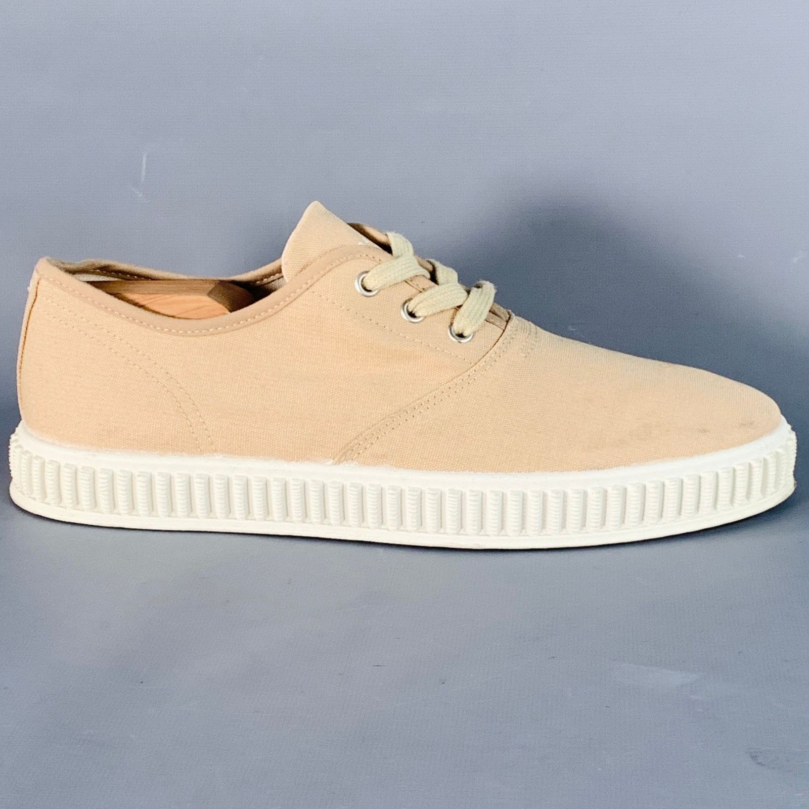 Maison Margiela MAISON MARGIELA Size 7 Beige White Canvas Low Top Sneakers Size US 7 / EU 40 - 2 Thumbnail