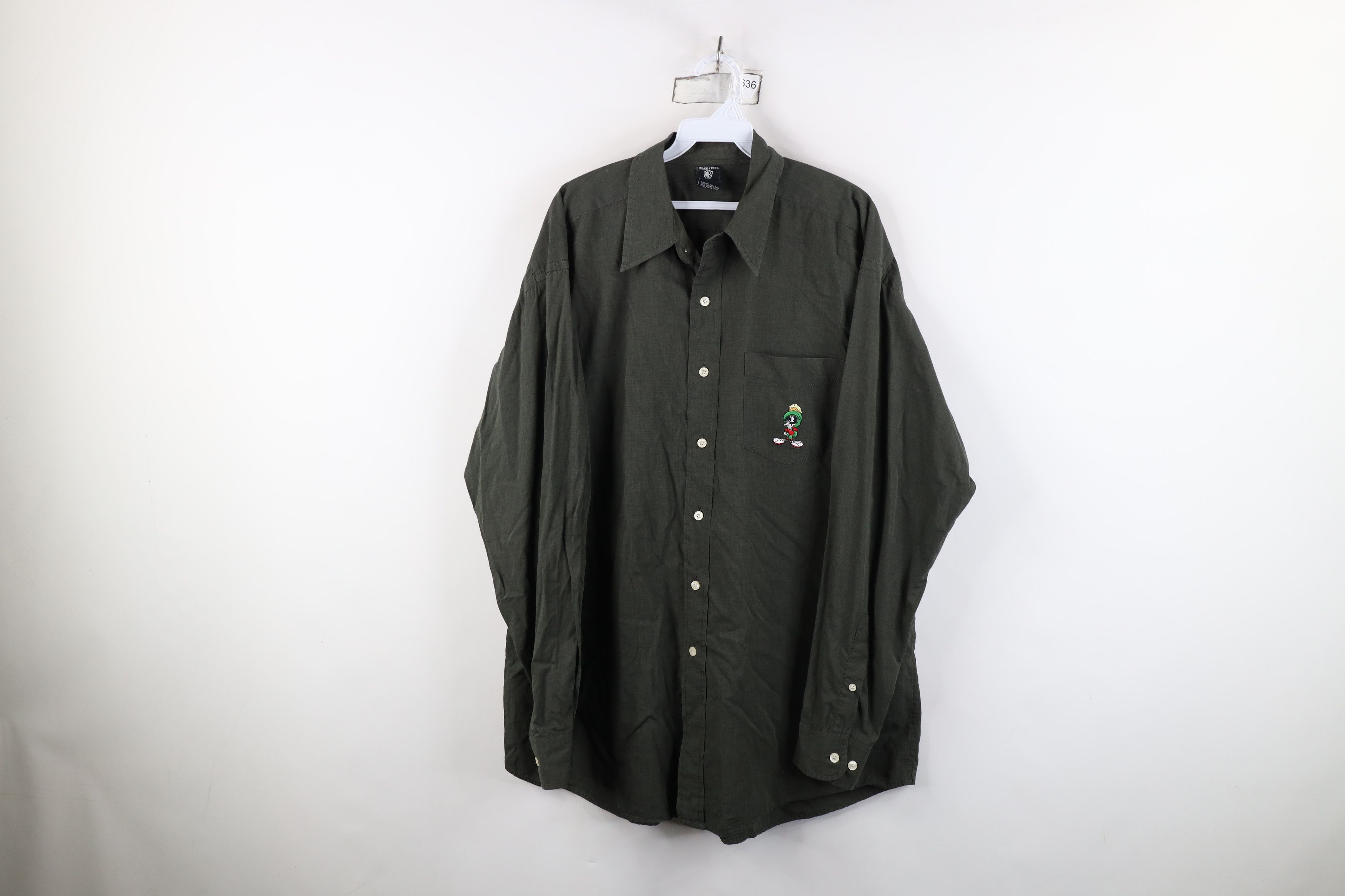 Vintage Vintage 90s Warner Bros Looney Tunes Martian Button Shirt Size US L / EU 52-54 / 3 - 1 Thumbnail