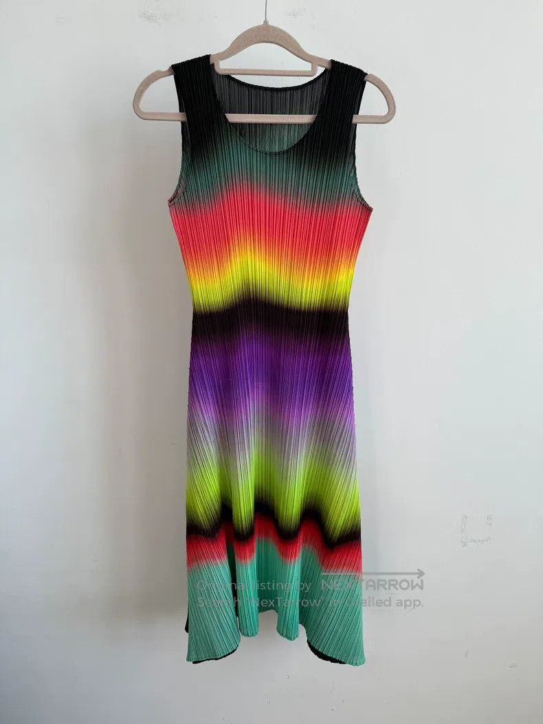 Issey Miyake Issey Miyake Green Aurora Dress Size L / US 10 / IT 46 - 1 Thumbnail