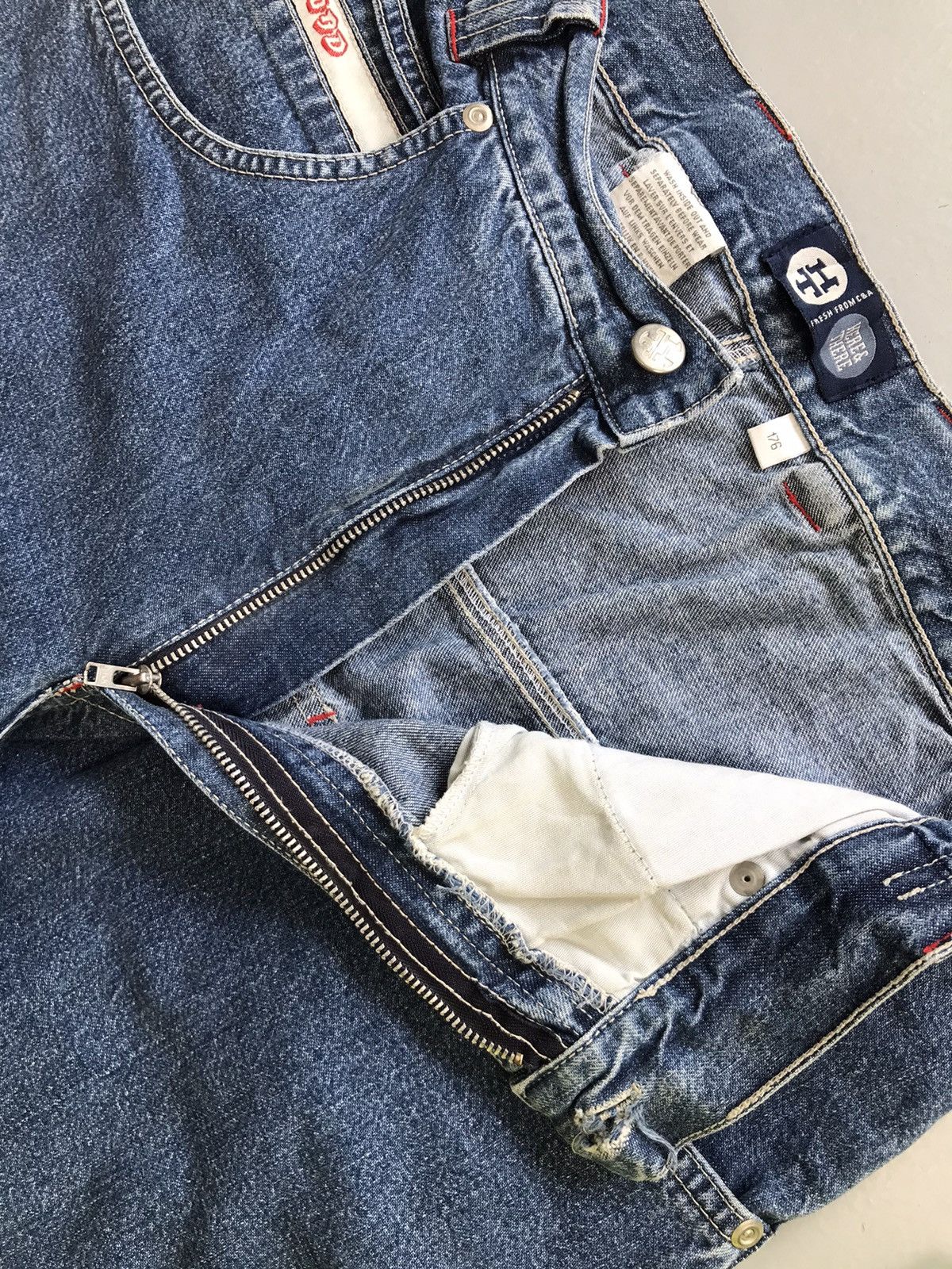 JNCO Vintage Y2K big pocket carpenter cropped denim Size 30" / US 8 / IT 44 - 5 Thumbnail