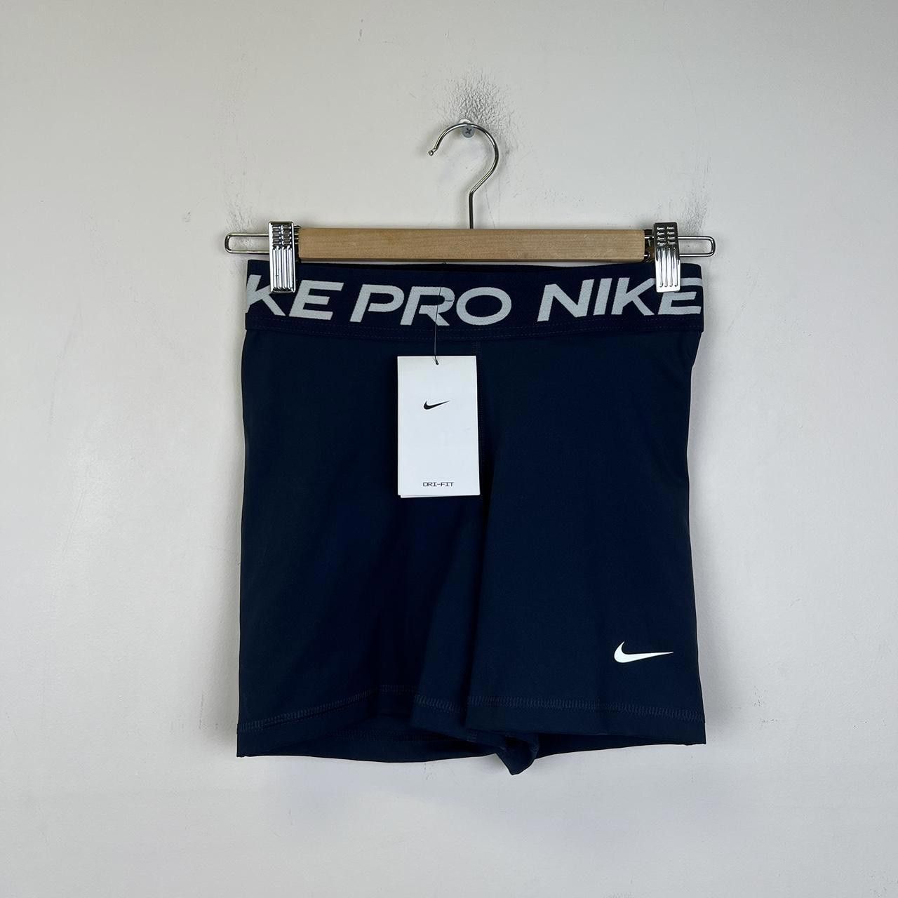 Nike Nike Pro Dri-FIT Women's Performance Shorts - New with Tags Size 28" / US 6 / IT 42 - 1 Thumbnail