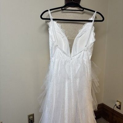Other A-Line/Princess Tulle Applique V-neck Sleeveless Sweep/Brush Size ONE SIZE - 11 Thumbnail