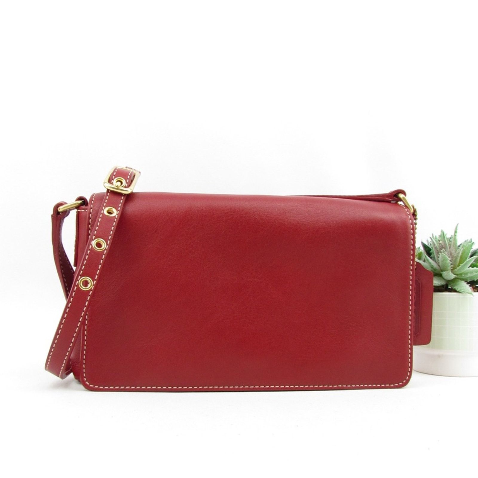 コーチ　ボディバッグ Coach Vintage Coach Red Leather Shoulder/ Crossbody Bag - 9599
