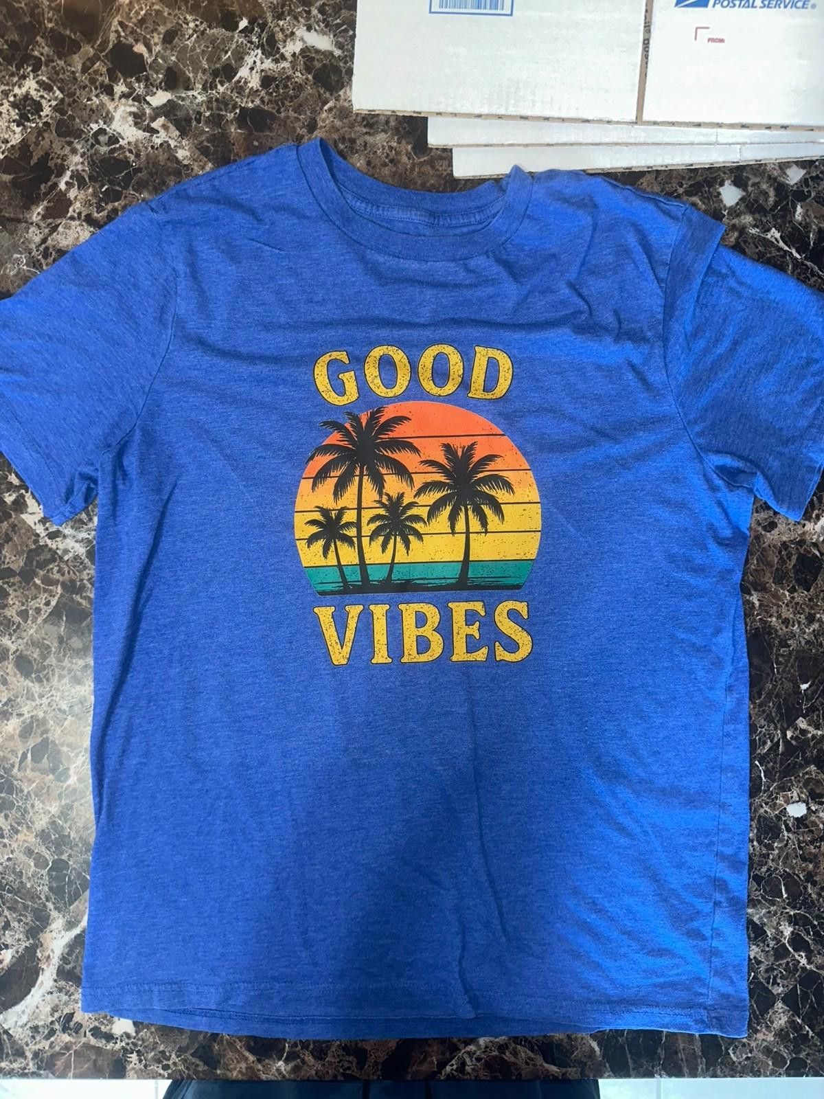 The Unbranded Brand "Good Vibes" Tee – Size L Retro Sunset Graphic Size US L / EU 52-54 / 3 - 2 Thumbnail