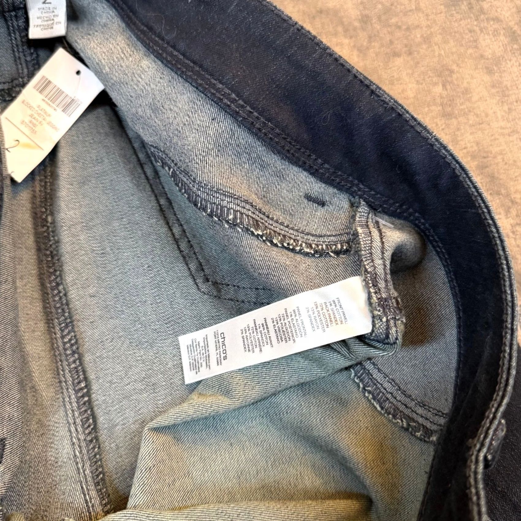 Vintage Chico's Jegging Womens 2 Blue Metallic Animal Print Stretch Slim Button Zip Five-Pocket Jeans Size 26" / US 2 / IT 38 - 6 Thumbnail