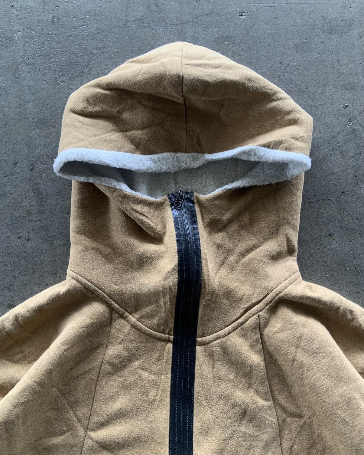If Six Was Nine × Japanese Brand × Le Grande Bleu (L.G.B.) 2000s Avie Yumiko Fukuda Beige Ninja Hoodie Size US L / EU 52-54 / 3 - 2 Thumbnail