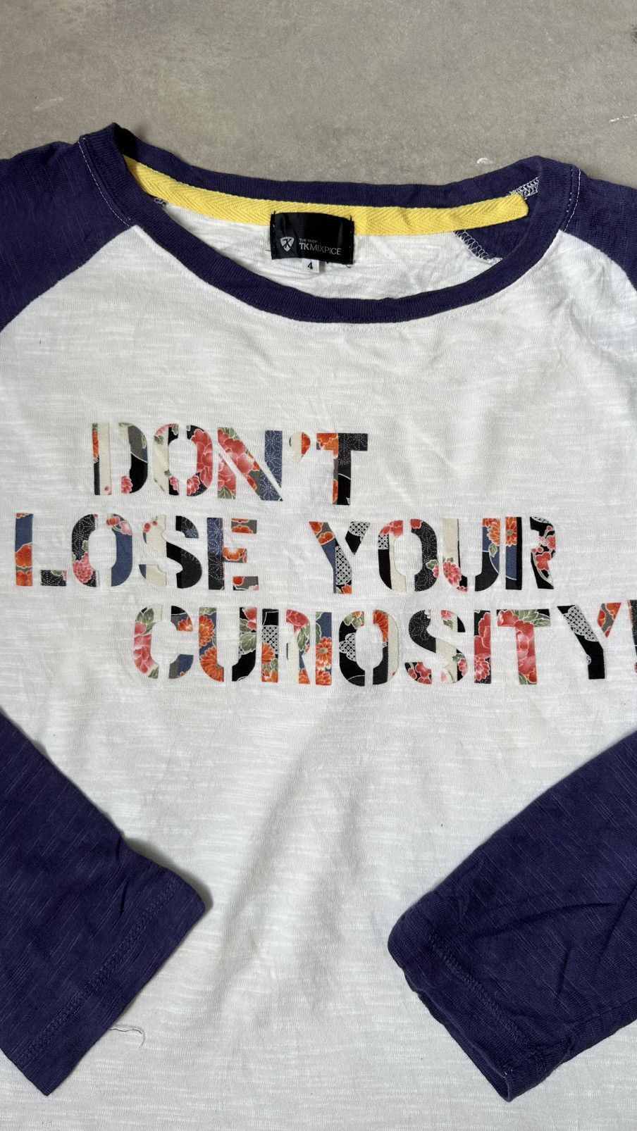 Takeo Kikuchi TK DONT LOSE YOUR CURIOSITY! JAPAN POEMS RAGLAN TEE Size US M / EU 48-50 / 2 - 2 Thumbnail