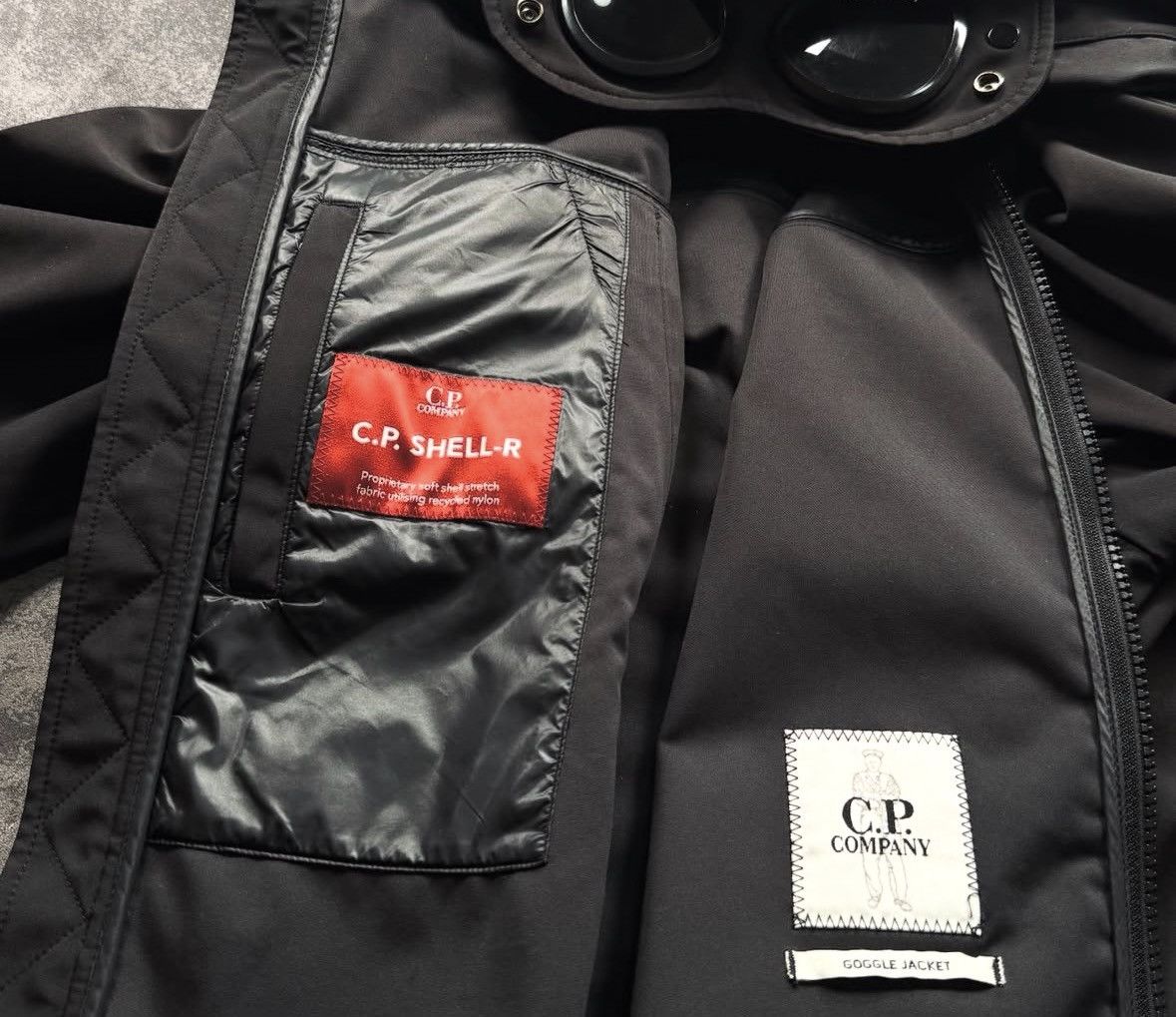 C.P. Company C.P. COMPANY JACKET GREAT CONDITION Size US L / EU 52-54 / 3 - 7 Thumbnail