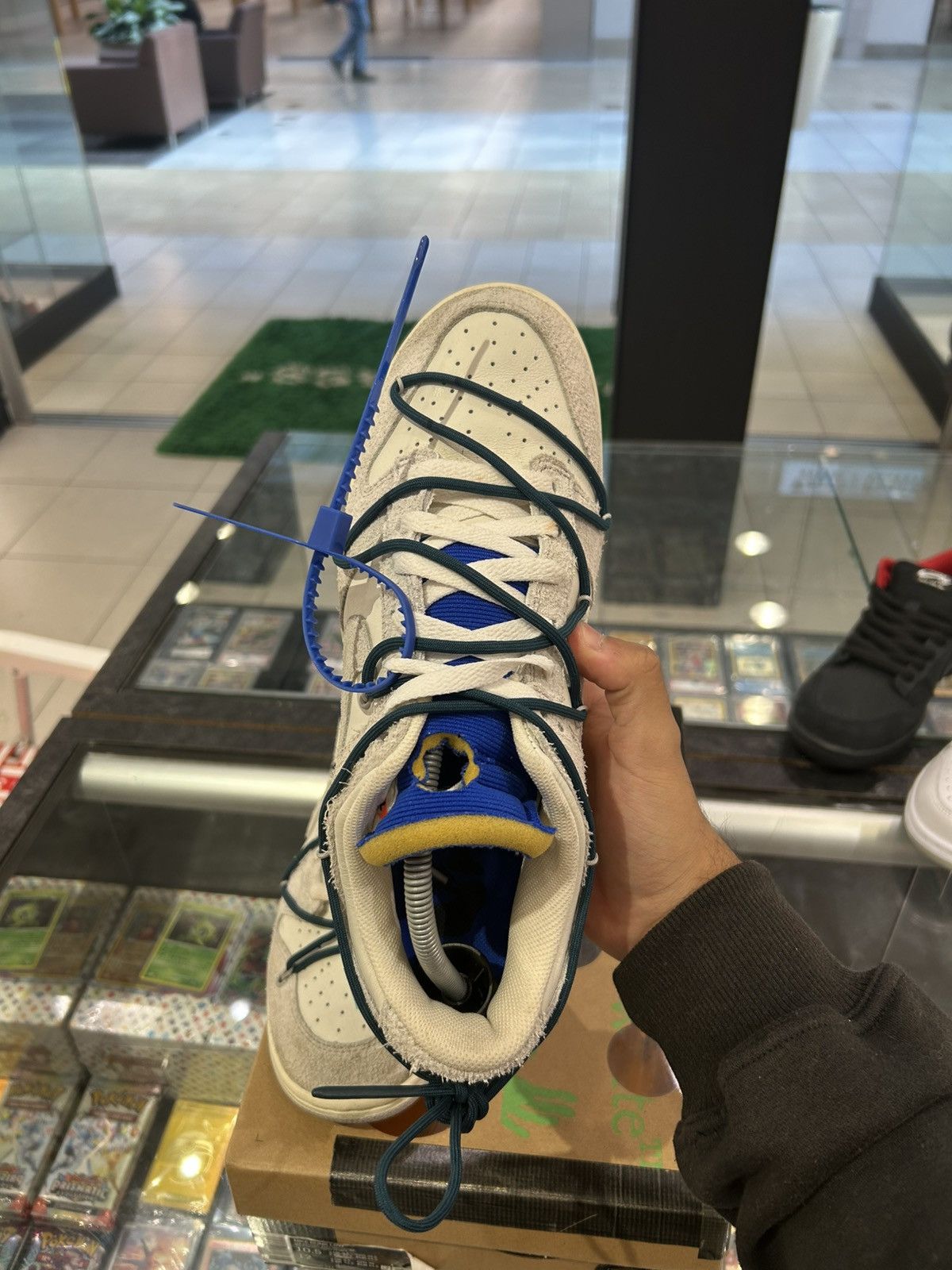 Nike dunk low off-white lot 16