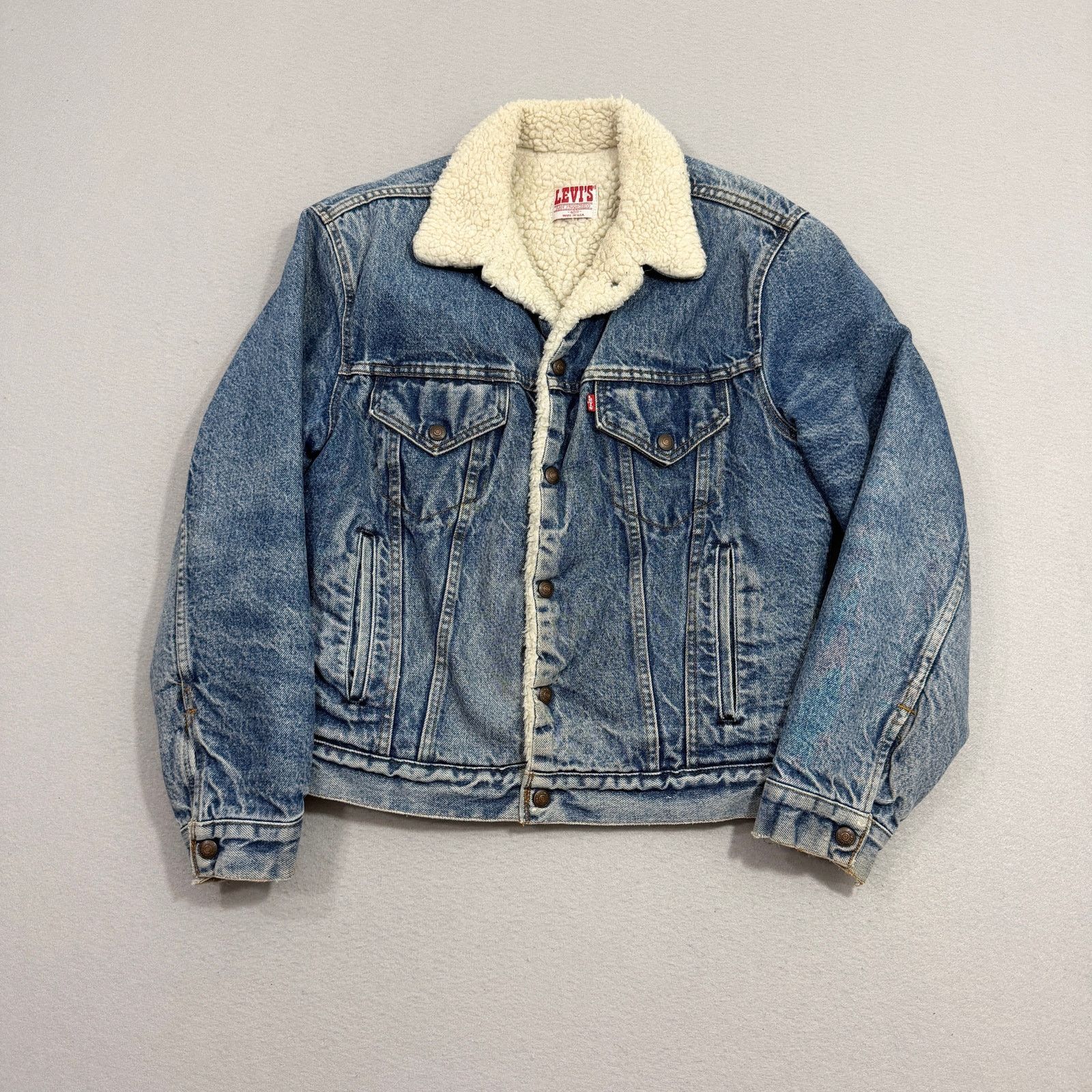 Levi's Vintage Levis Sherpa-Lined Denim Trucker Jacket 40R Blue Size US M / EU 48-50 / 2 - 1 Thumbnail